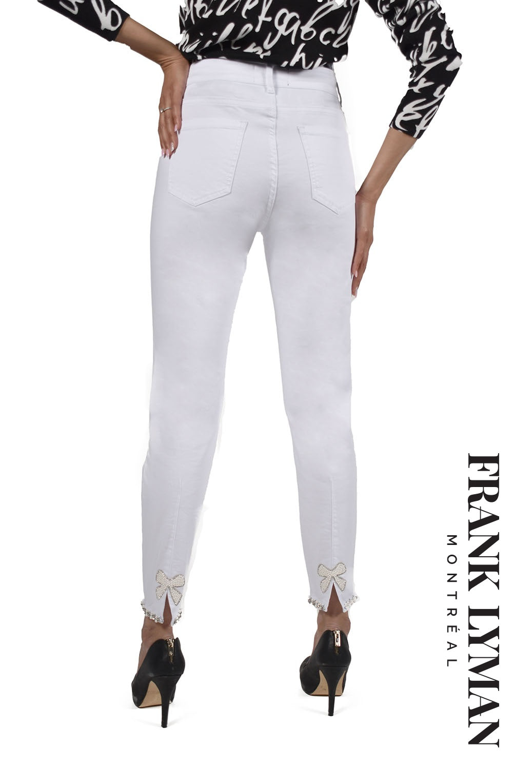 Frank Lyman Montreal White Pearl Bow Jeans