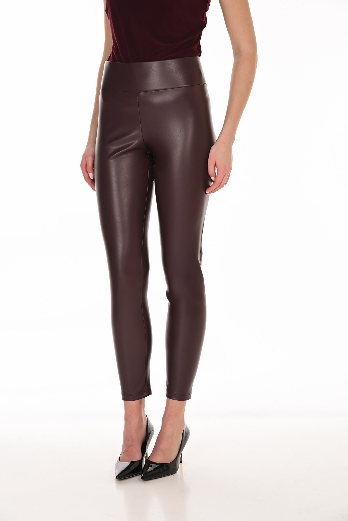 Pantalon haut de gamme végane tricoté souple à coupe ajustée, fabriqué au Canada. Frank Lyman 213684