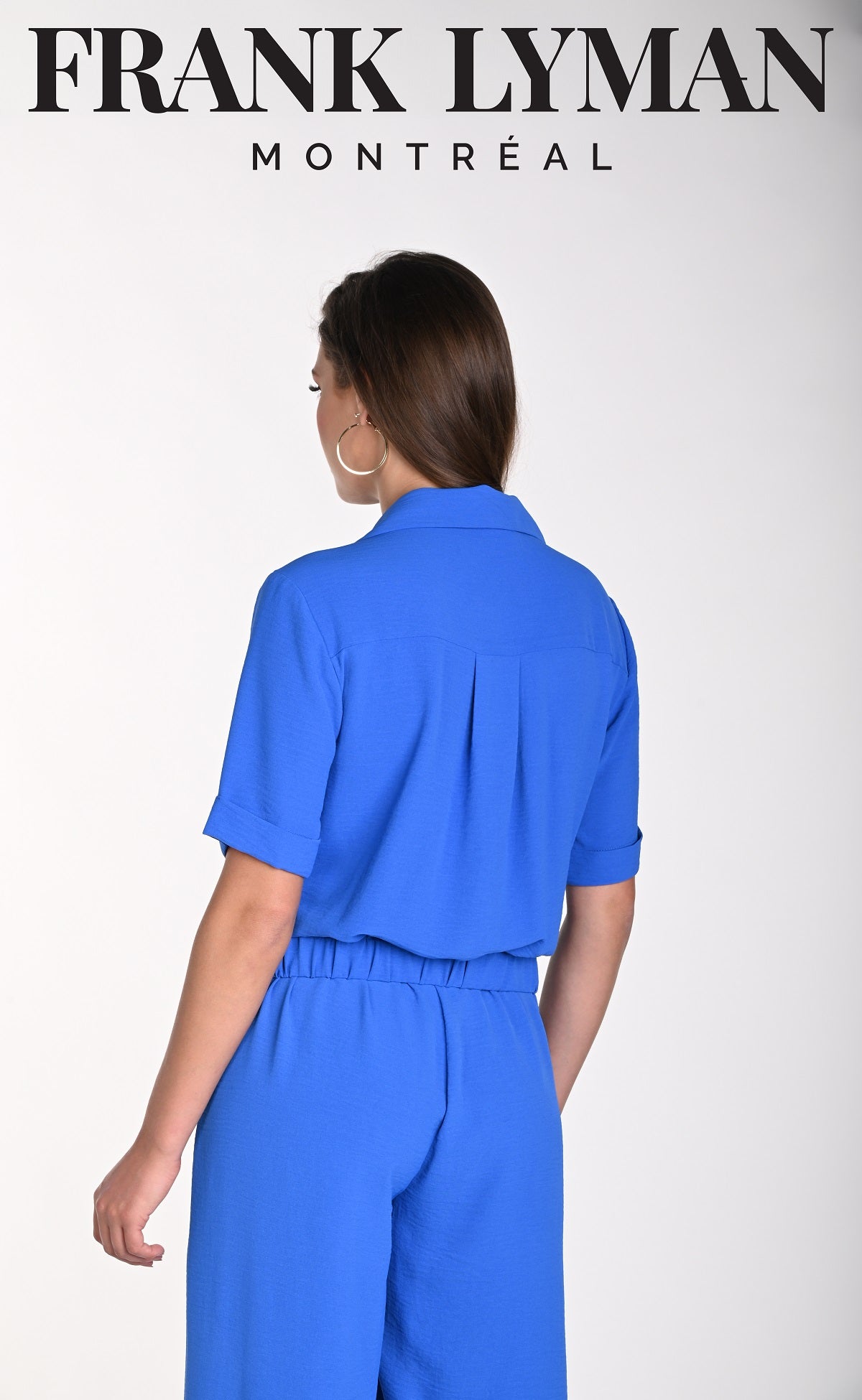 Frank Lyman Montreal Royal blue short button front blouse with pockets