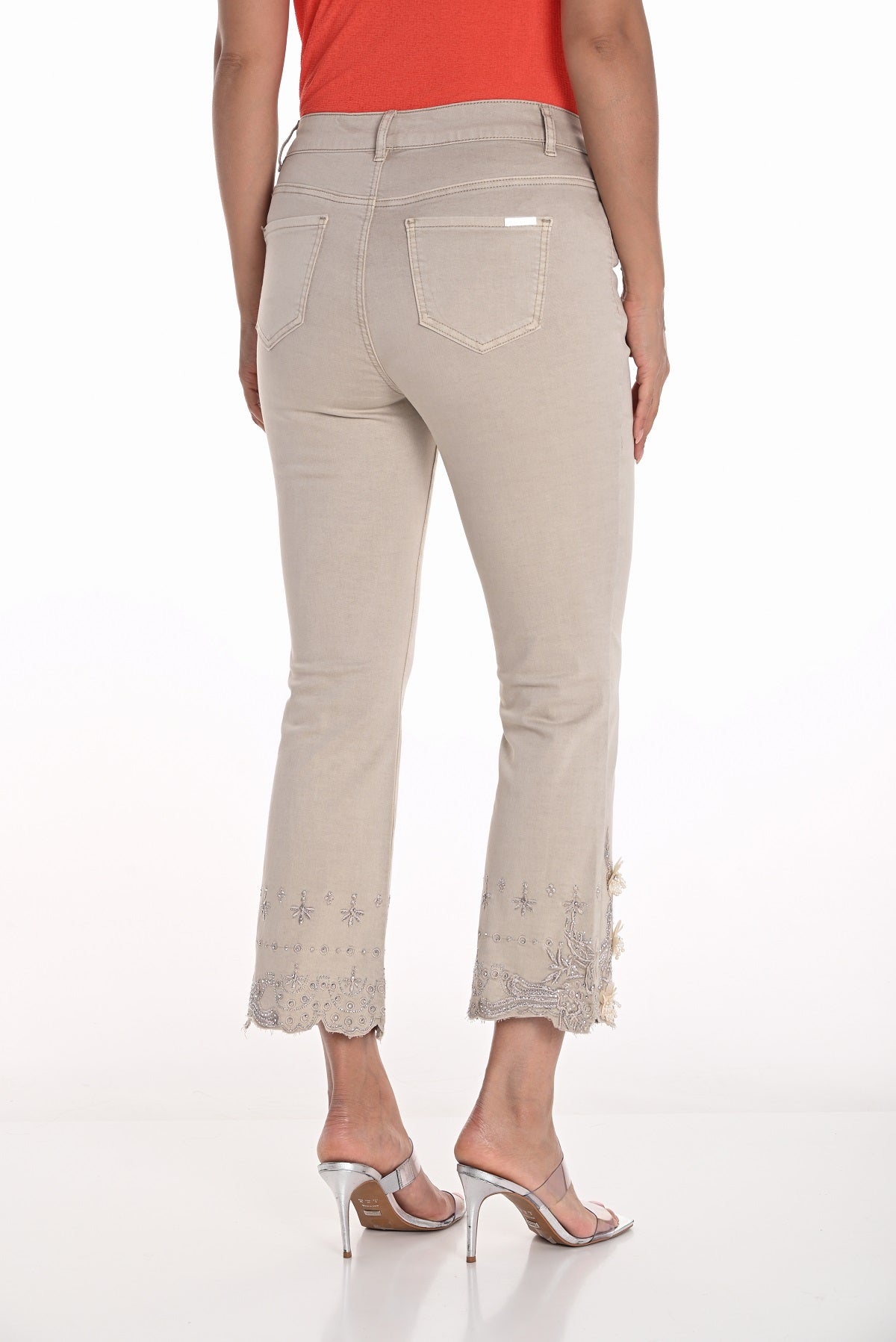 High waisted 5 pocket cropped length beige jeans with scalloped hem detail
