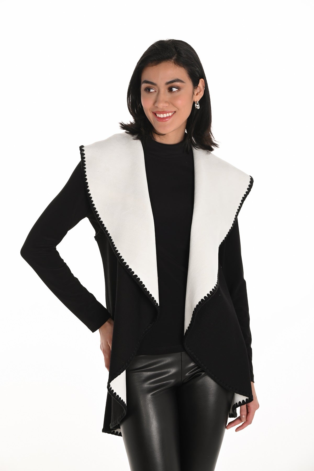 Frank Lyman textured knit black off white vest
