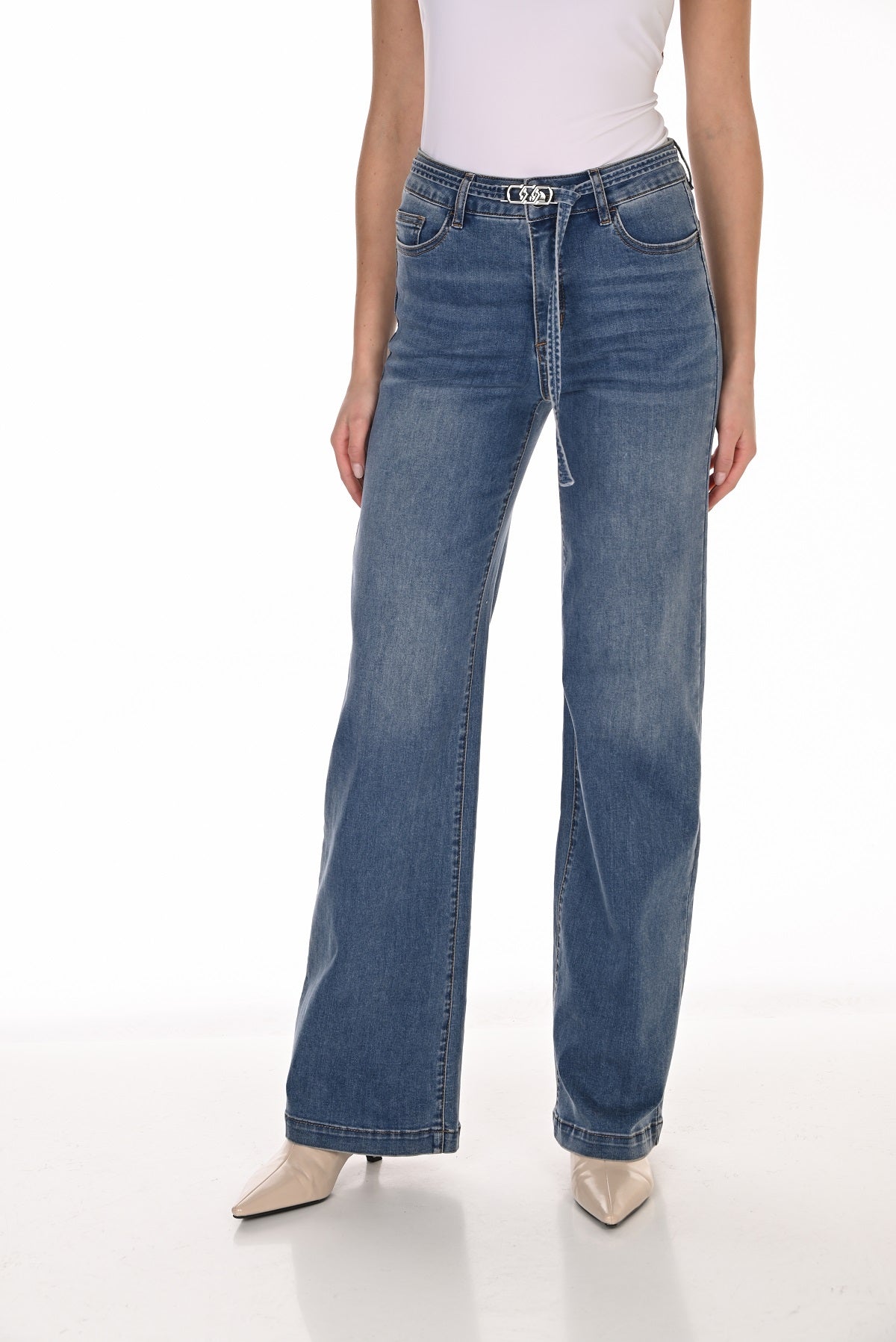 Premium High Rise Wide Leg Jeans. Frank Lyman 263708