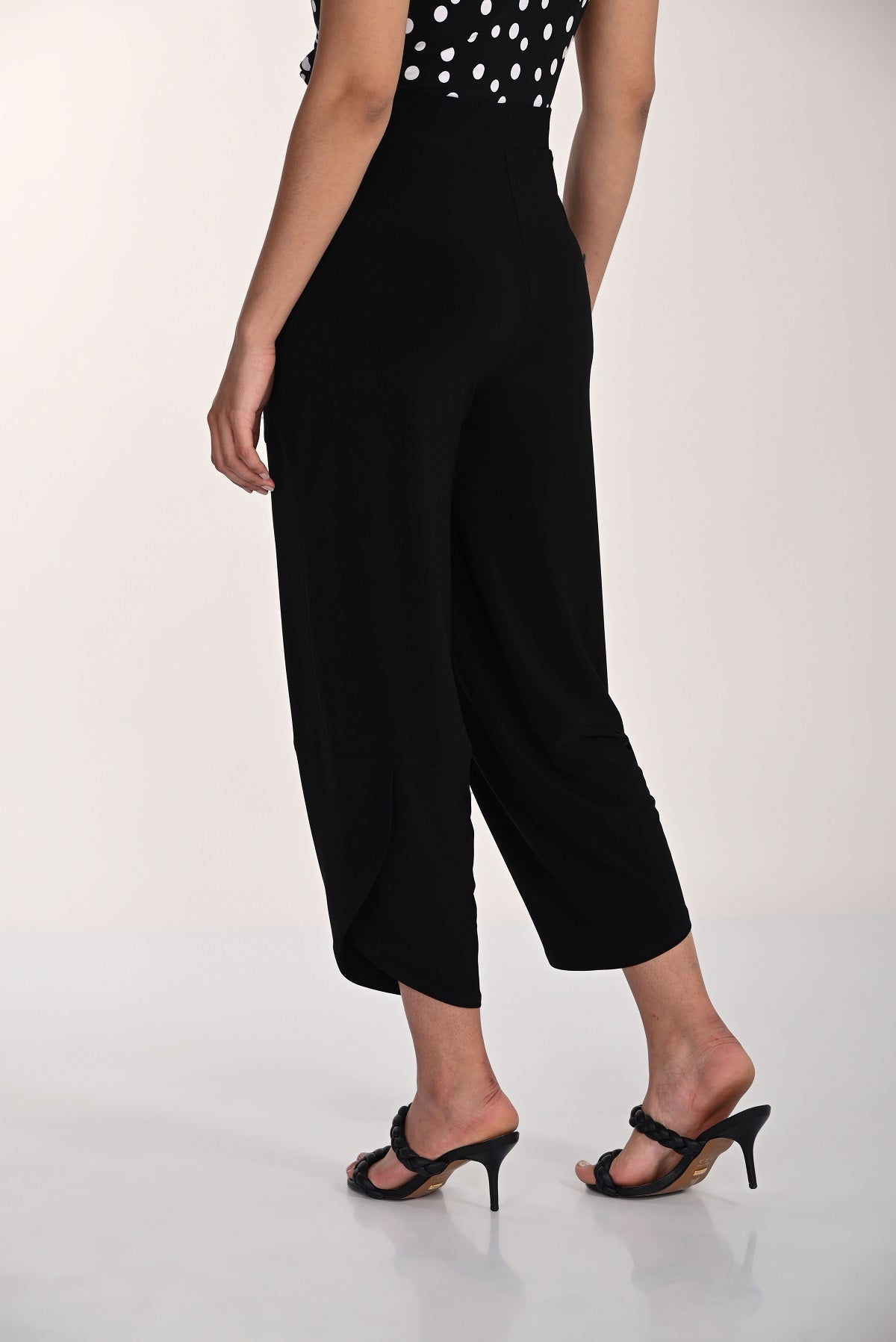 Black cropped jersey culotte pant