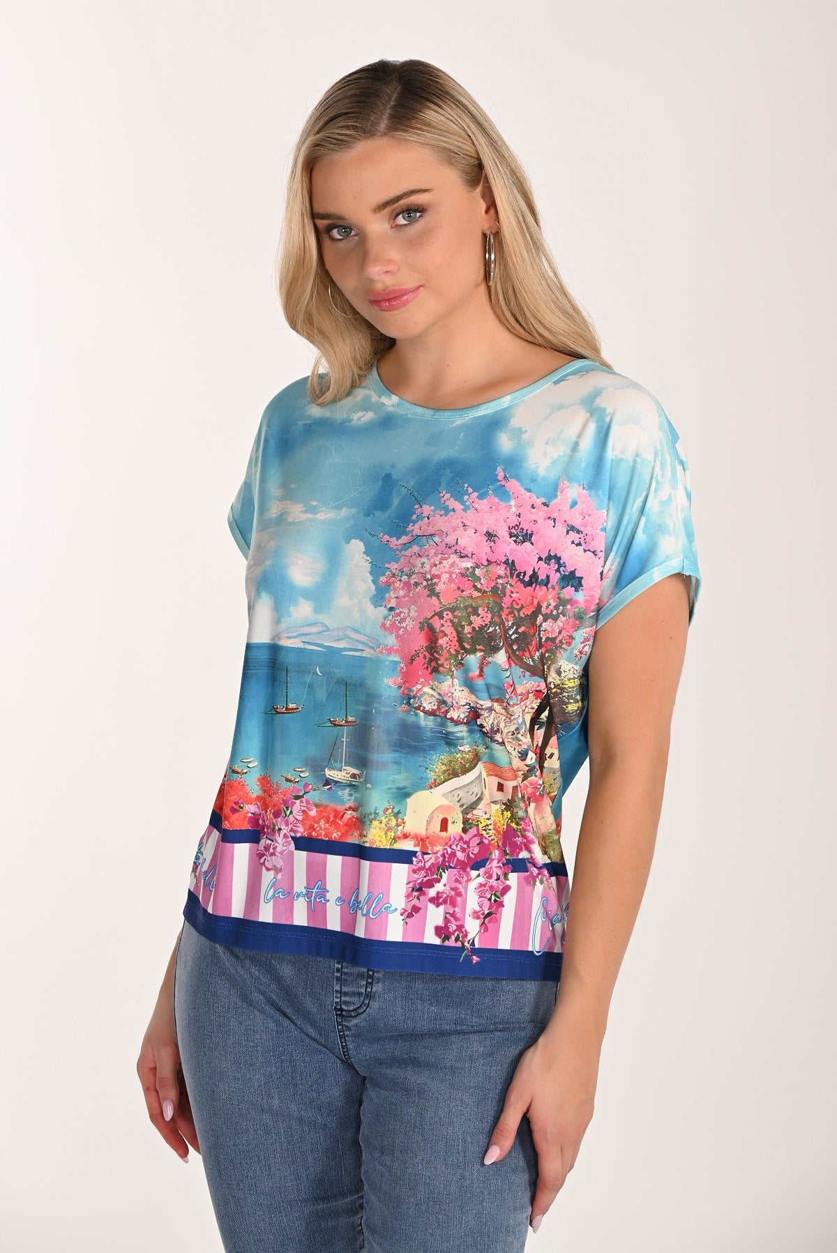 T-shirt tendance aux couleurs vives. Modèle 266276
