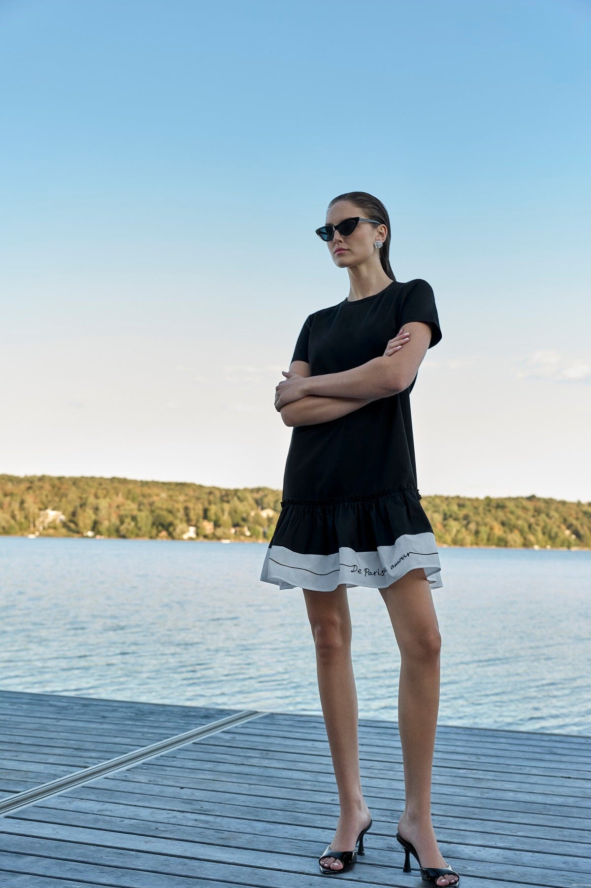 Black white t shirt dress with ruffled hem