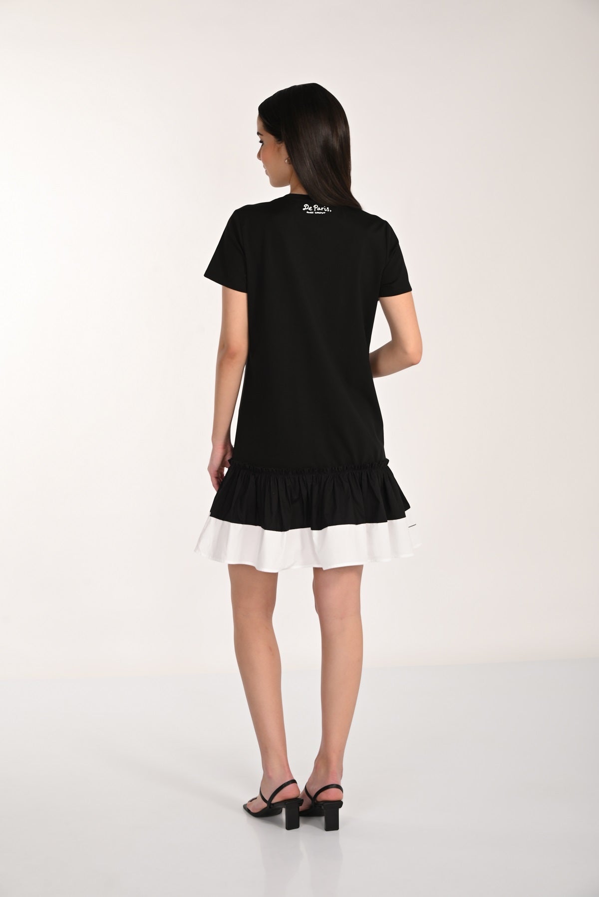 Black white t shirt dress with ruffled hem