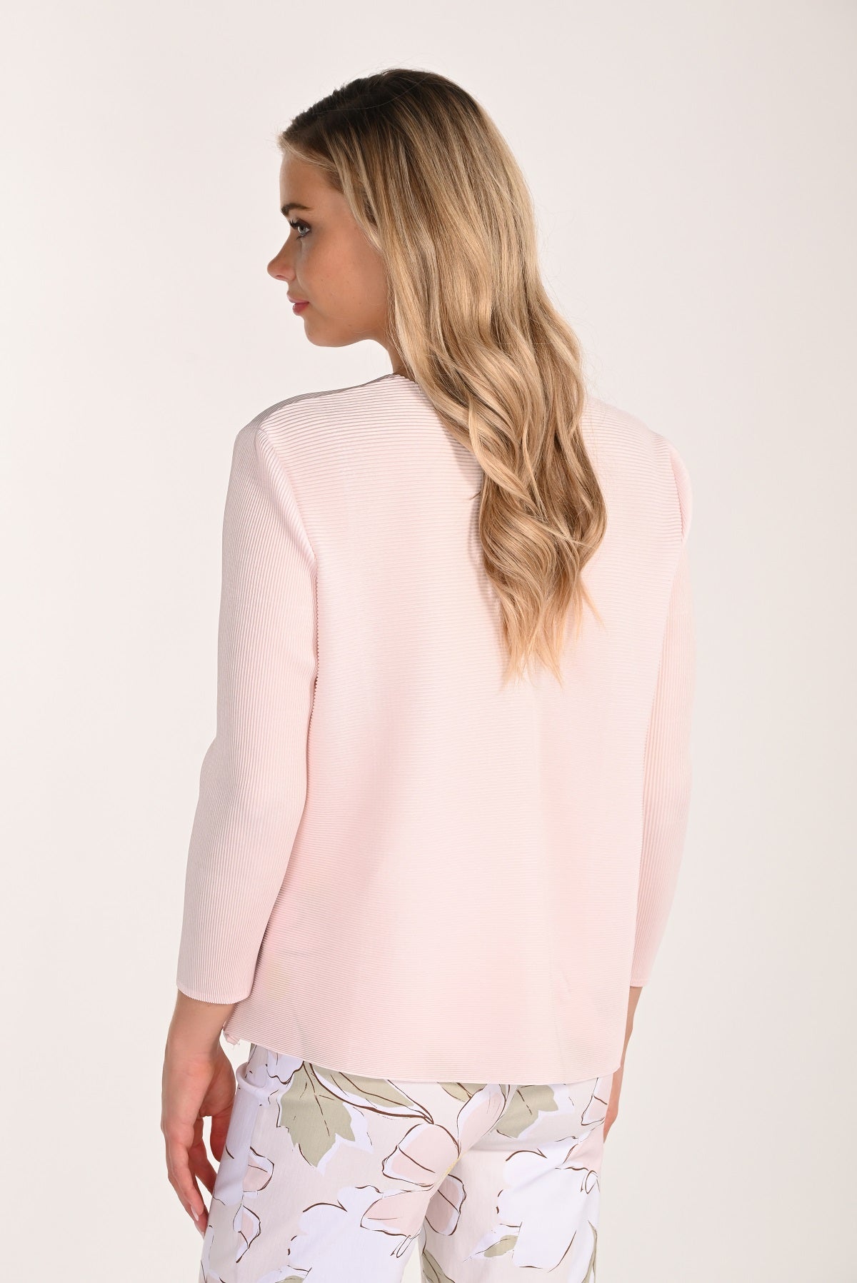 Lightweight Stretch Knit Blush Cardigan. Frank Lyman Style 266576