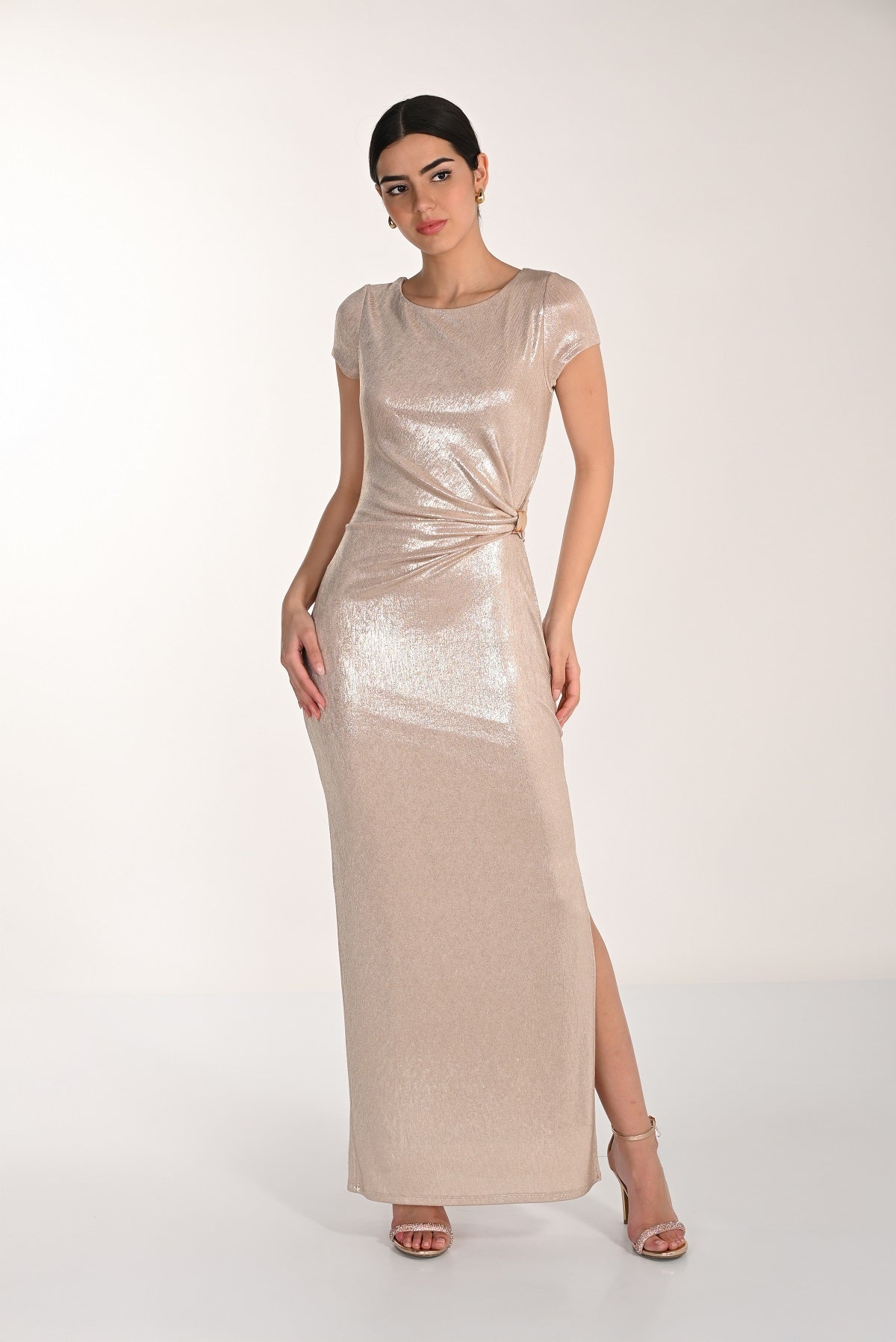 Elegant Made In Canada Silver Shimmer Evening Gown. Frank Lyman Style 268125