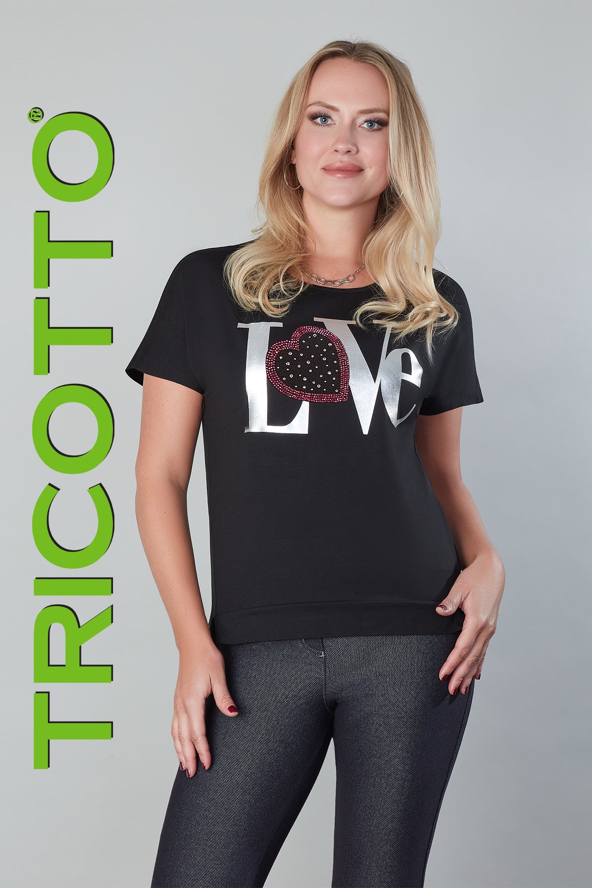Tricotto Black Love T-shirt