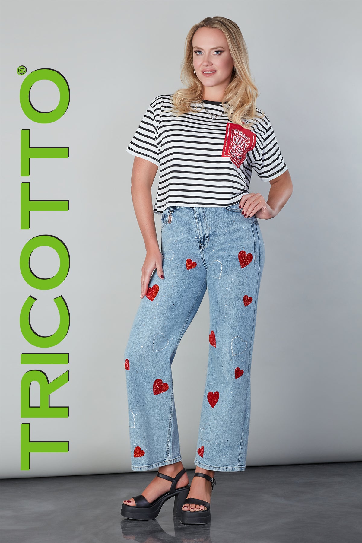 Tricotto Wide Leg Crop Jeans With Front Sequin Heart Detail