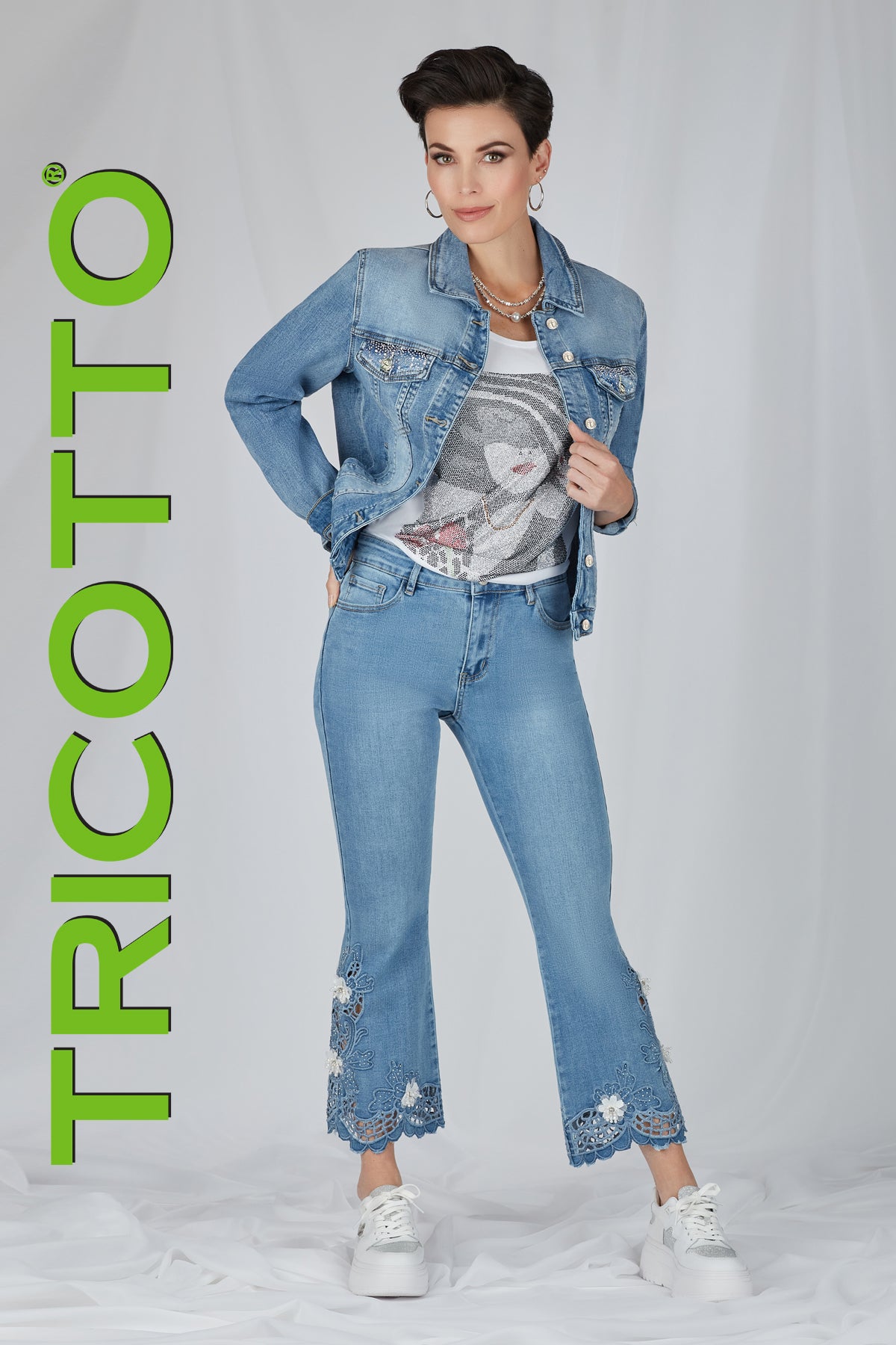 Tricotto Jean Jacket with back and front Sequin Detail