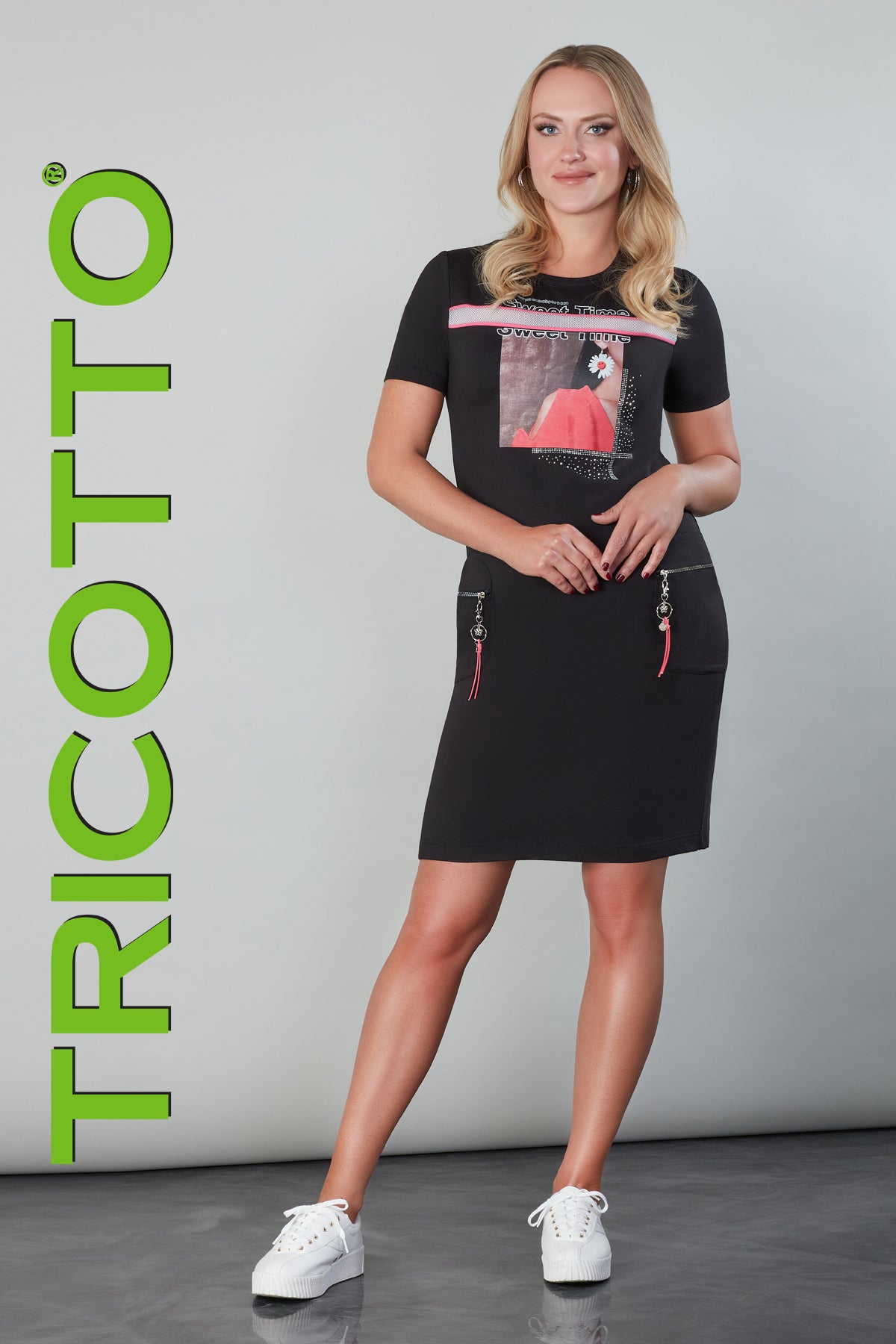 Tricotto Flower Motif Top 56421