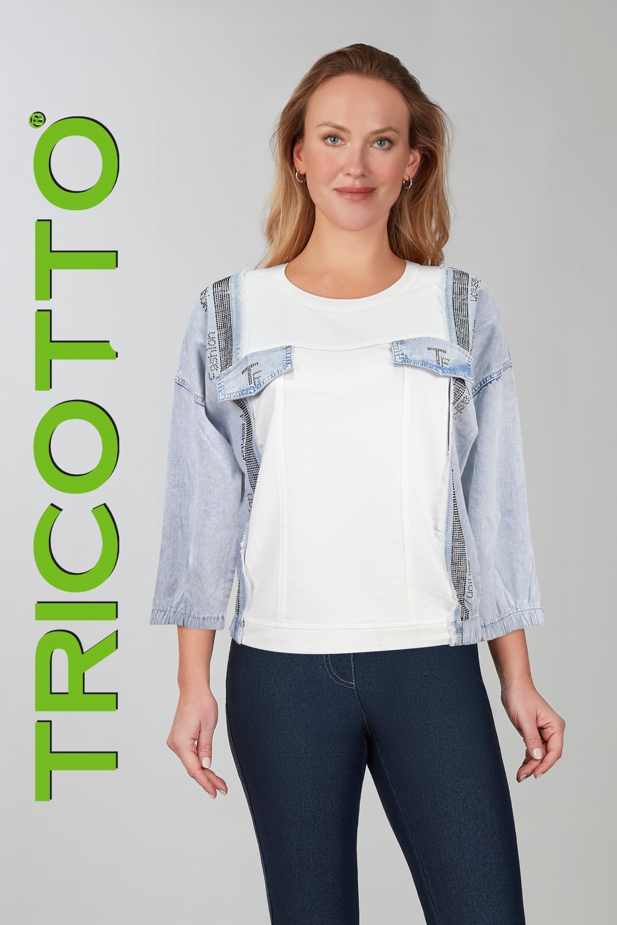 Tricotto off white denim sweater with sequin detail
