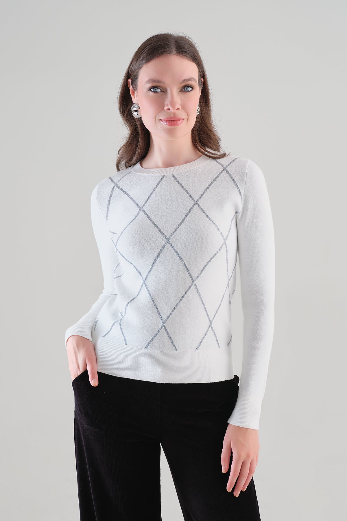Luxurious Off White Sweater With Grey Trim Detail. Tricotto 96153