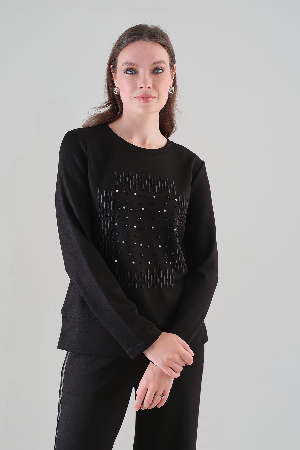 Striking Crystal Stone and Sequin Sweater. Tricotto 96185