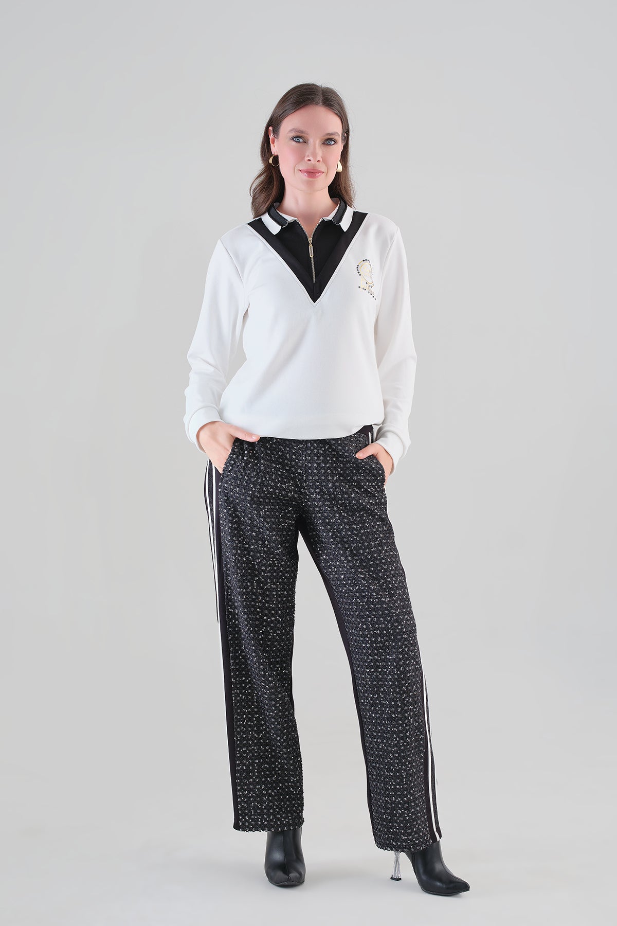 Textured Knit Polo Style Sweater With Front Sequin. Tricotto 96200