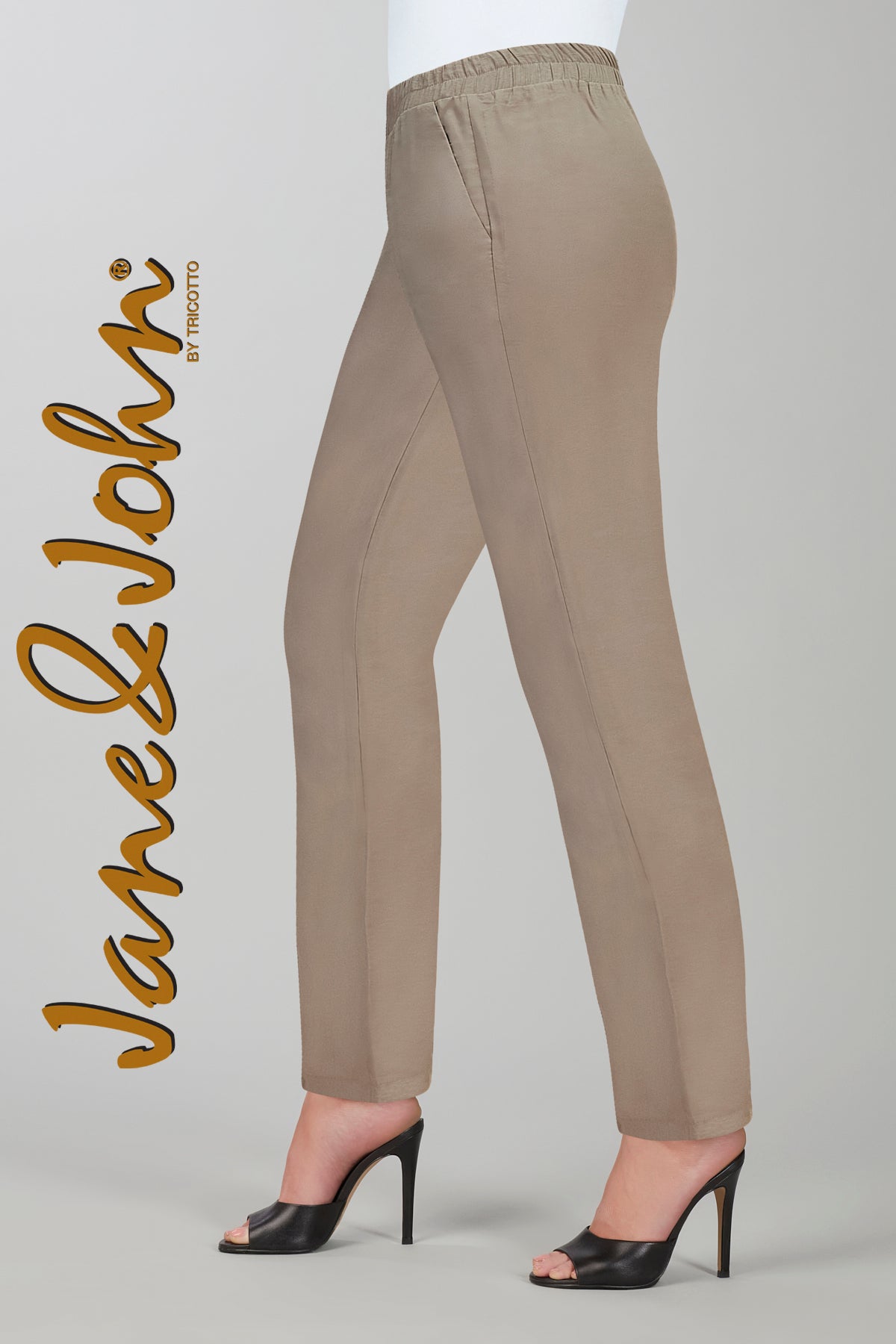 Tricotto beige relaxed knit pant with pull on elastic waistband