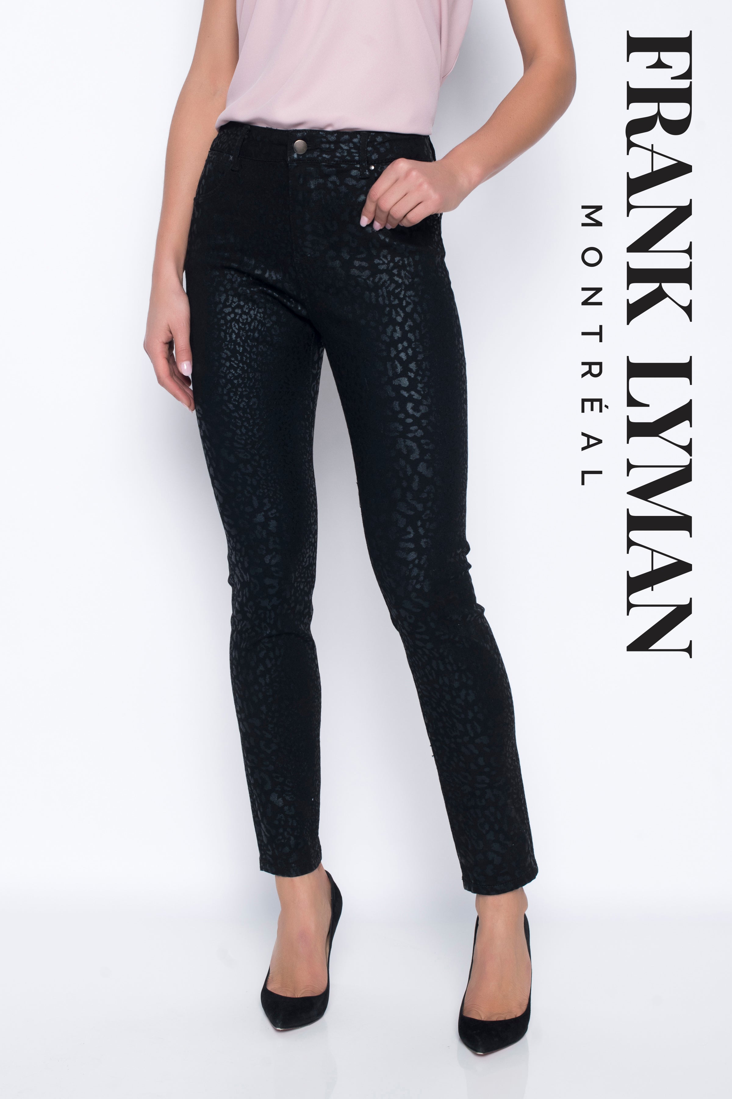 203113U (Jeans noirs) 50 % de réduction Zoomez pour voir l'impression
