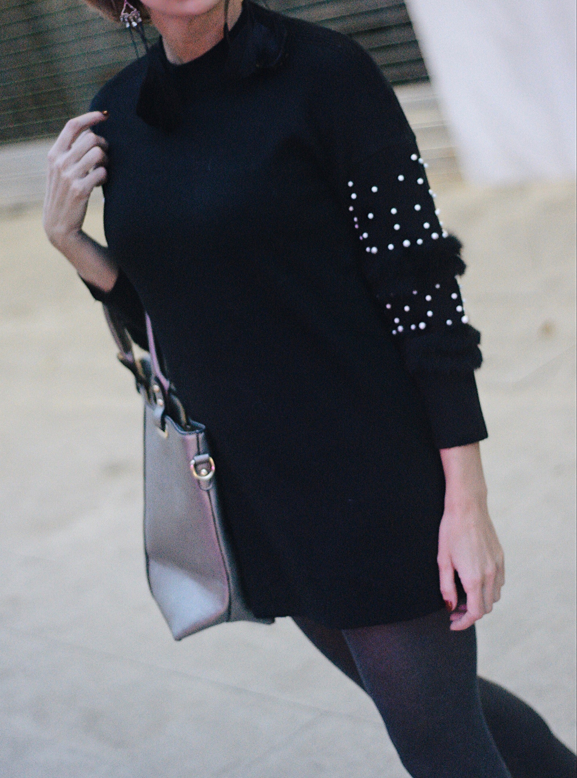 Pearl Sweaters,Instagram Pearl Fashion,Instagram Fashion,Marianne Style Fashion,Marianne Style Fashion Canada,