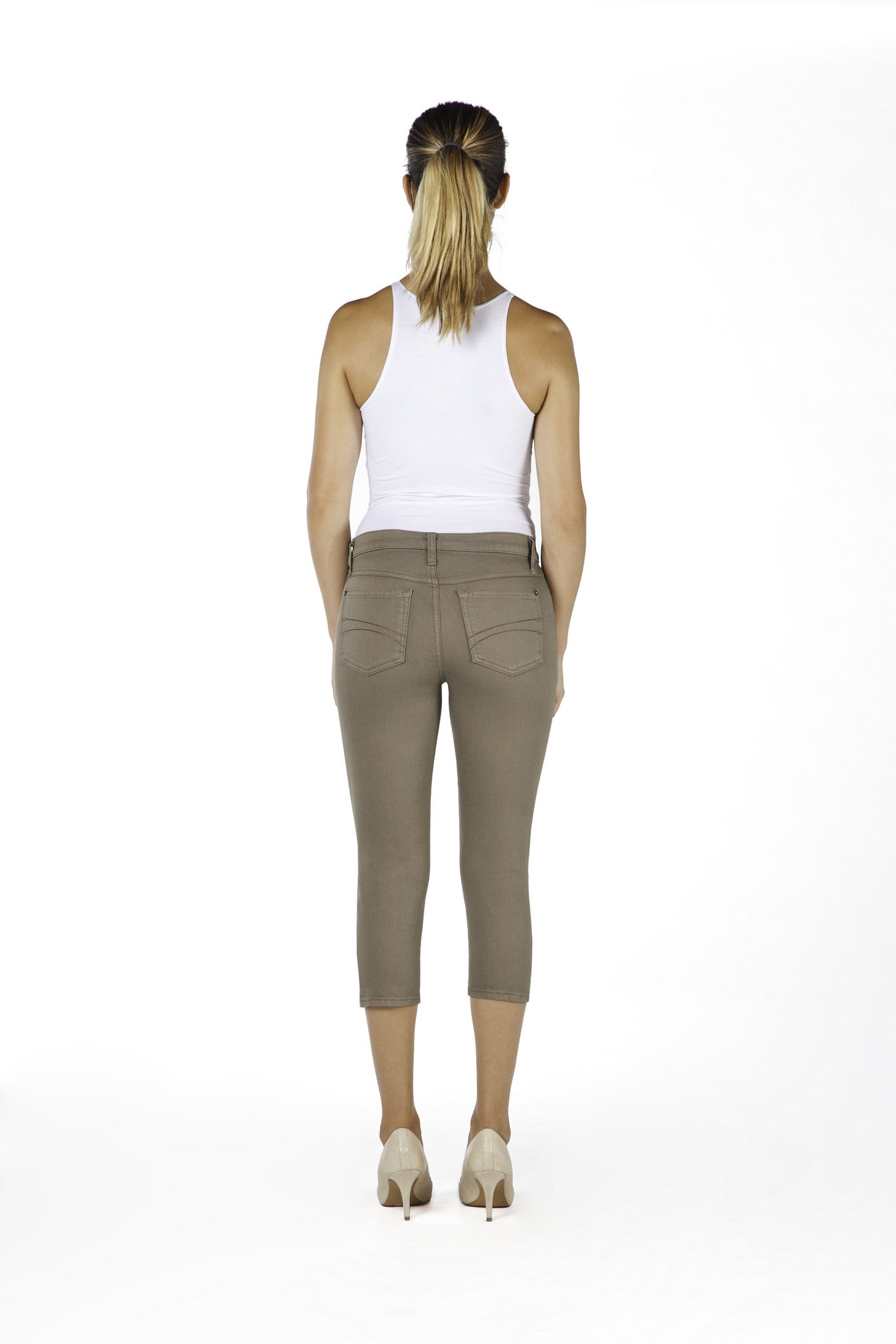 1304 (White, Black, Taupe Denim Capri)