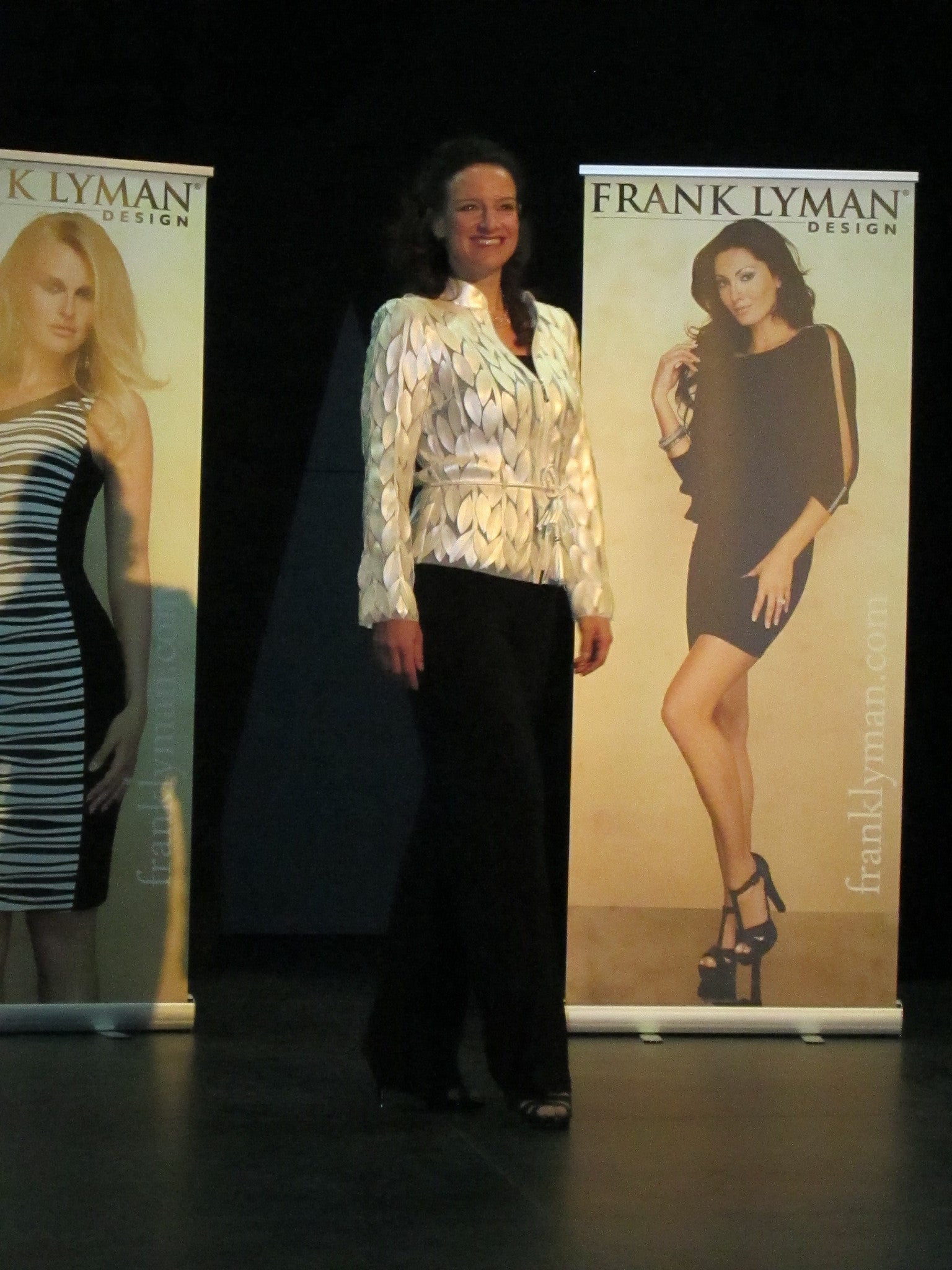 94207U Jacket (Pearl, Black)