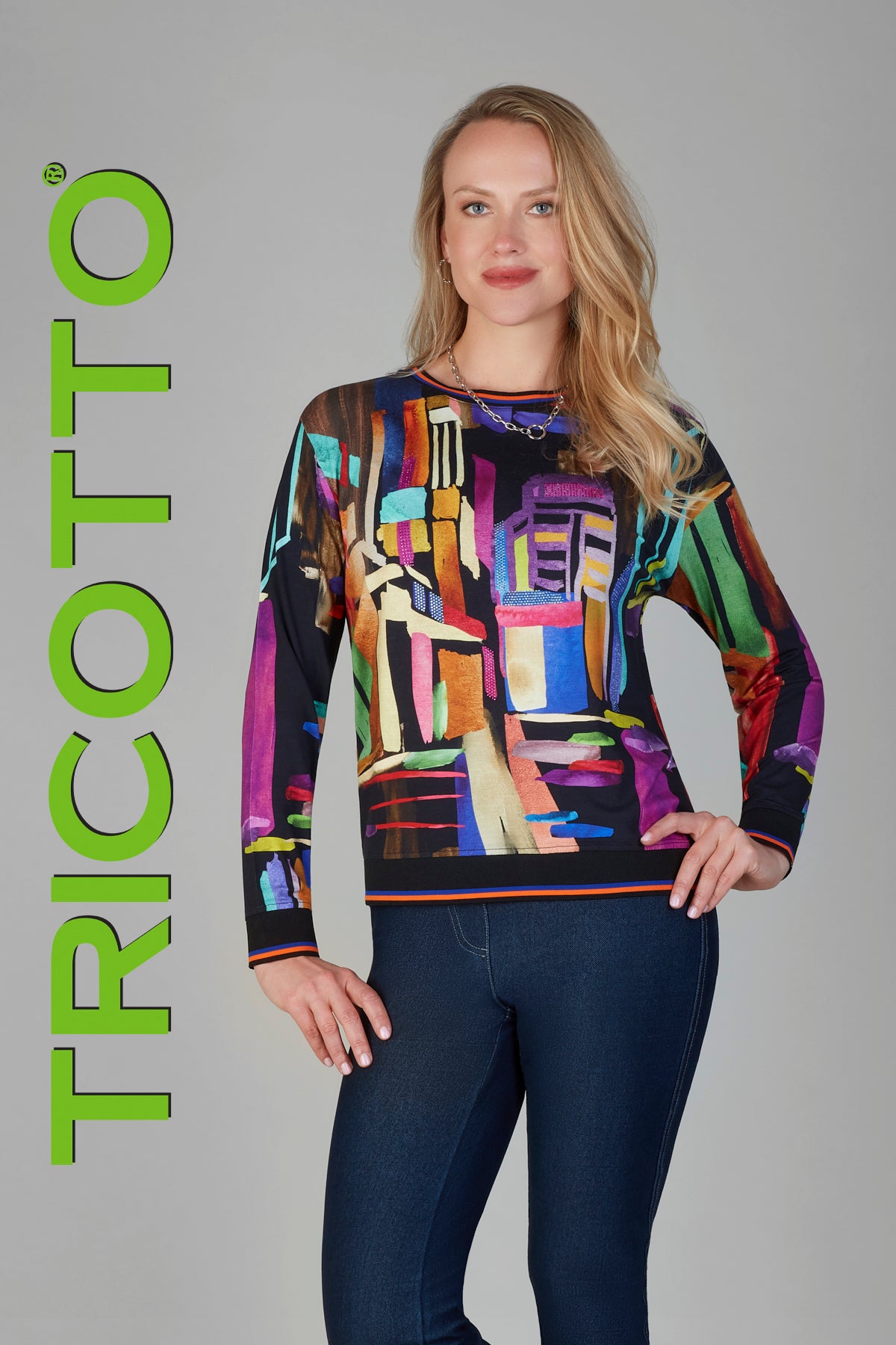 Tricotto Purple black print top with front sequin detail