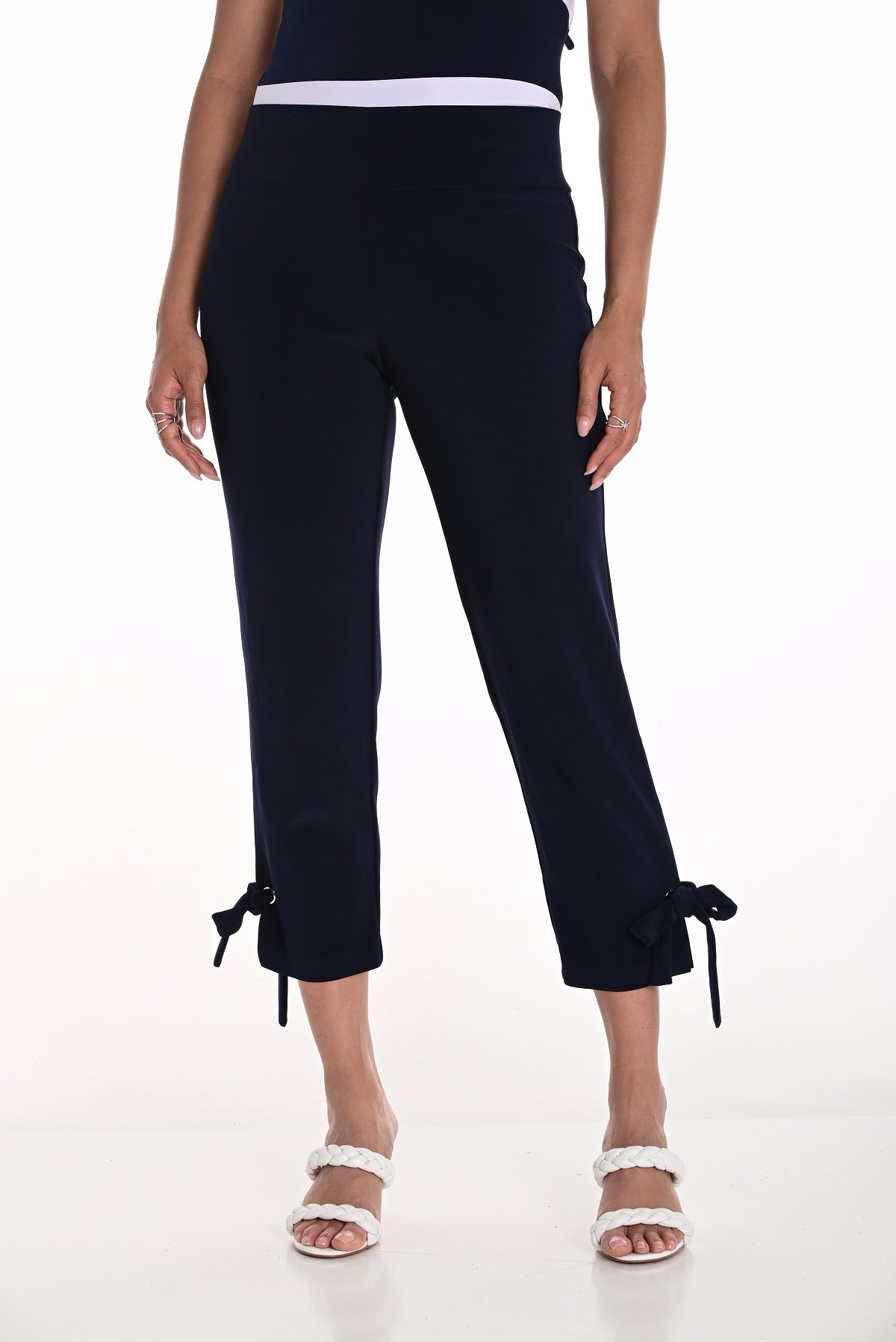 Frank Lyman Montreal Midnight Cropped pant with tye hem detail