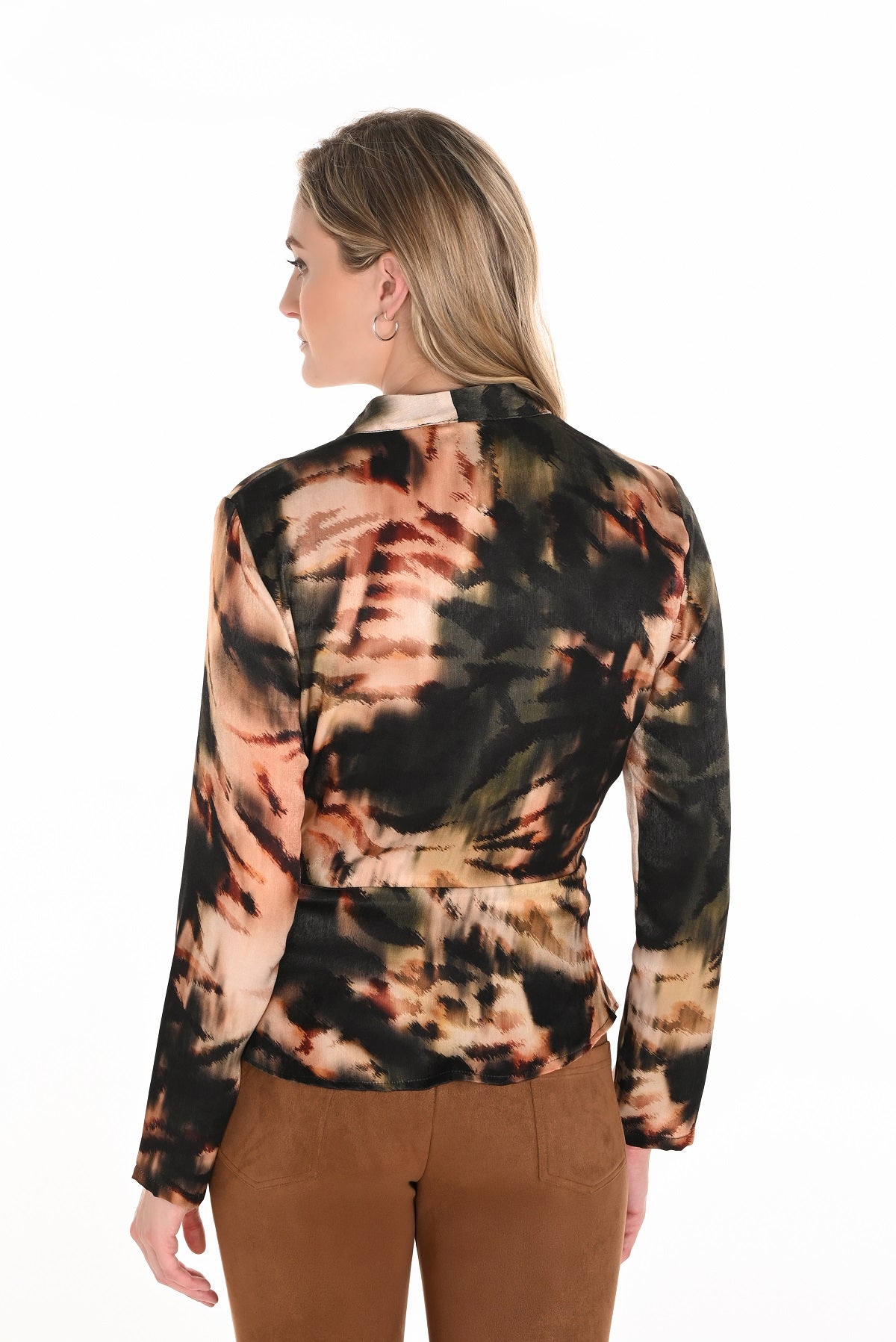 Frank Lyman Black beige print blouse in cross over front style