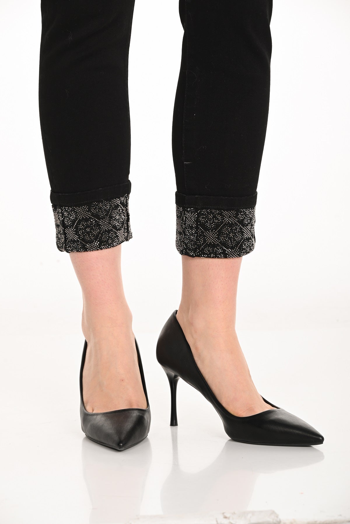 Black 5 ;pocket skinny jeans with sequin pocket and hem detail