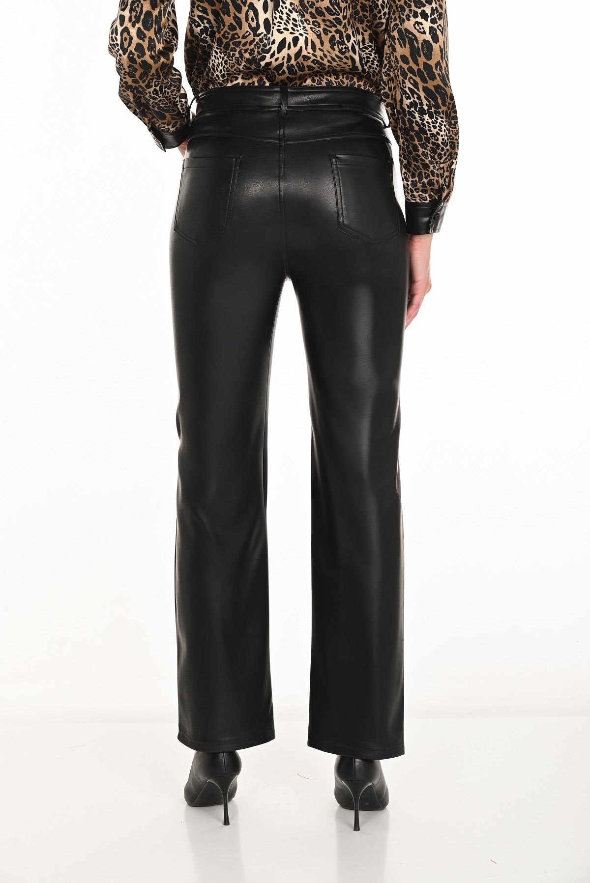 Black vegan 5 pocket pant with belt loops and zip front