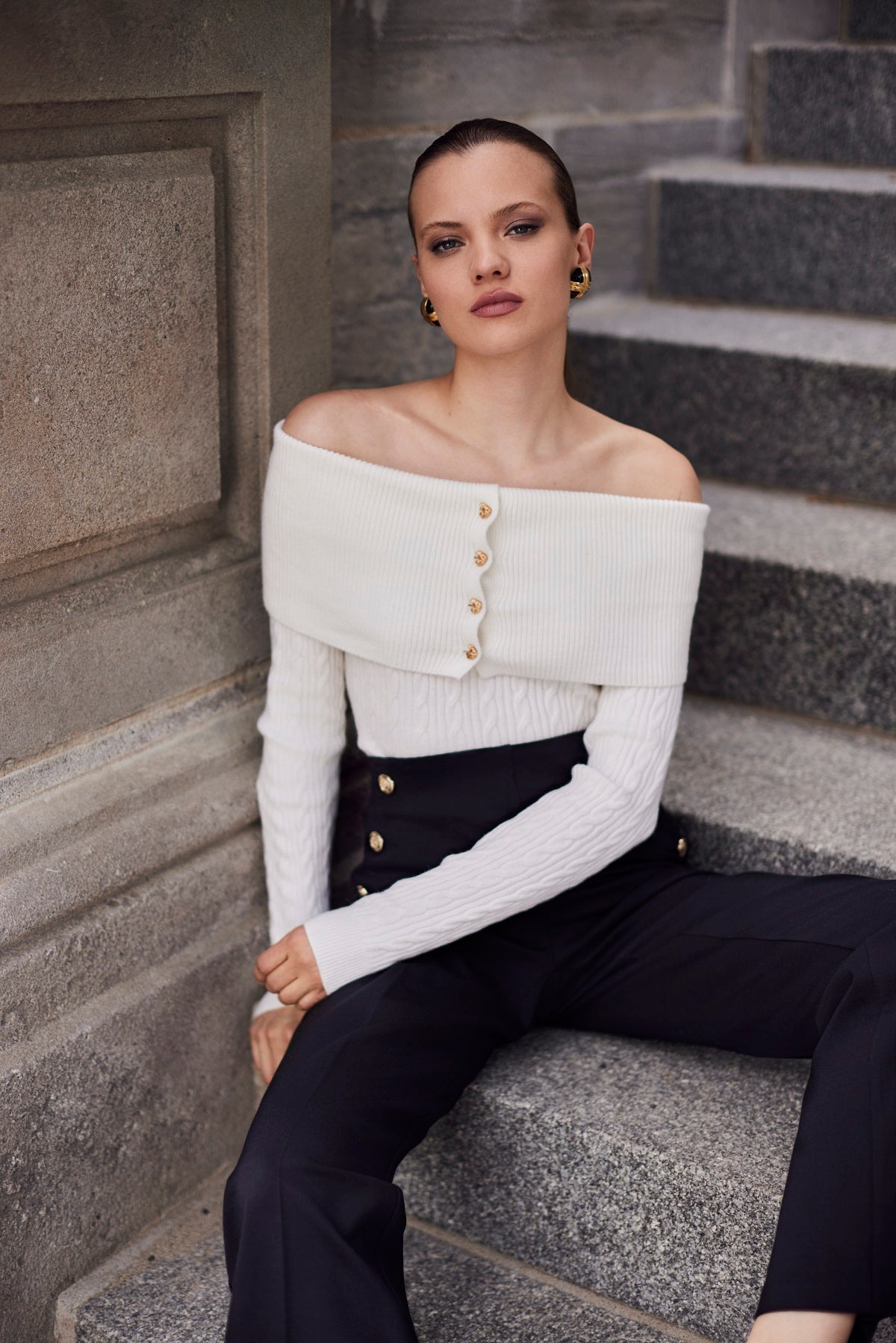 Off white ribbed with gold button detail