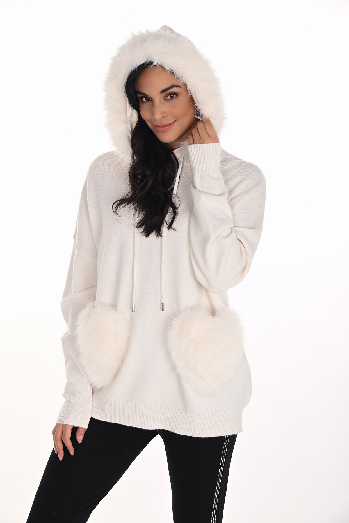 Frank Lyman Tunic winter white tunic sweater with removable fur collar