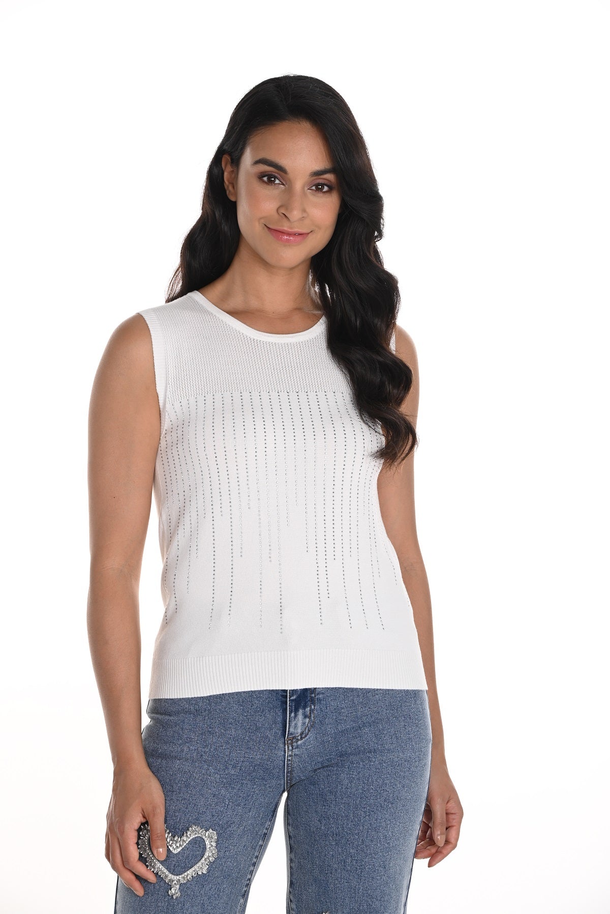 Frank Lyman Sleeveless off white Knit Sweater with front sequin detail