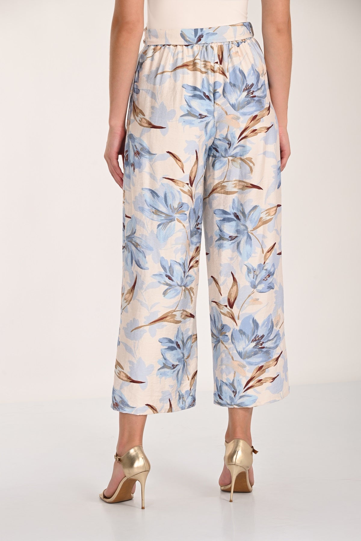 Woven Knit Floral Pant. Made In Canada. Frank Lyman Style 261286