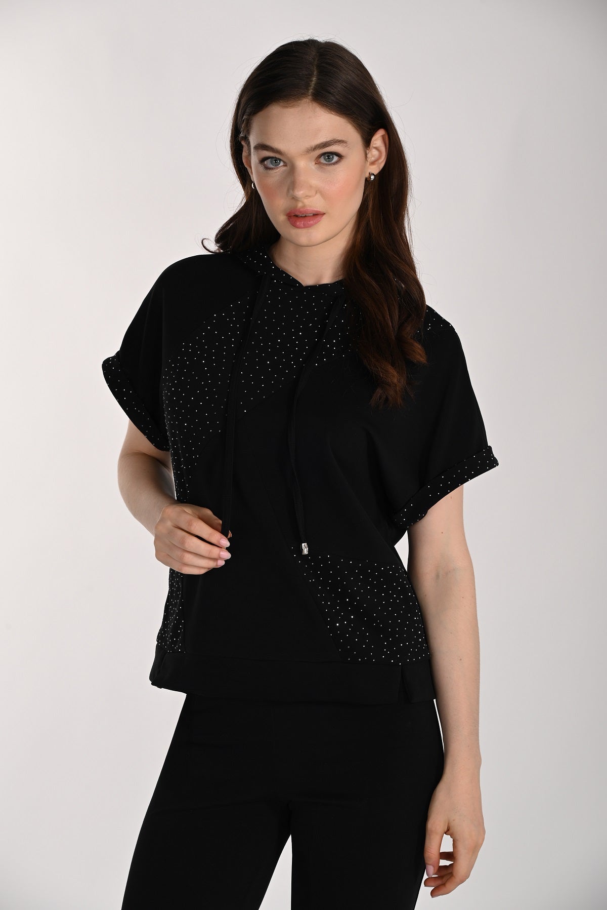 Hoodie Fabriqué au Canada avec Paillettes sur le Devant. Style Frank Lyman 261339