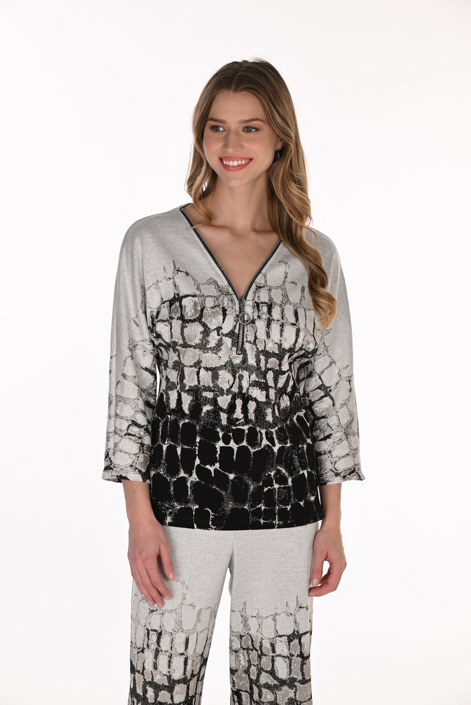 Textured Knit Sweater With Embellished Front Zipper. Frank Lyman 263246