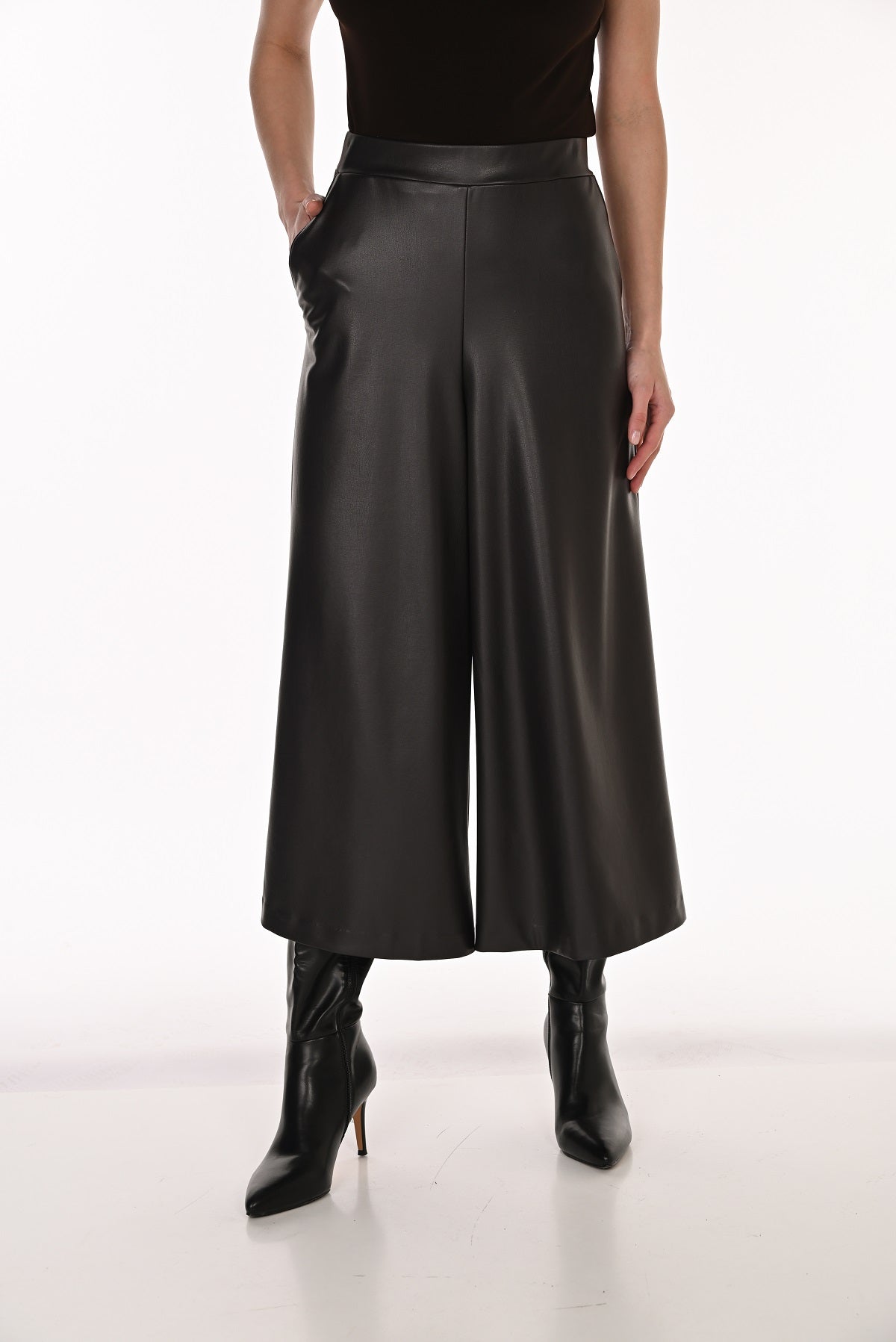 High Fashion Vegan Brown Wide Leg Crop Pant. Frank Lyman 263269