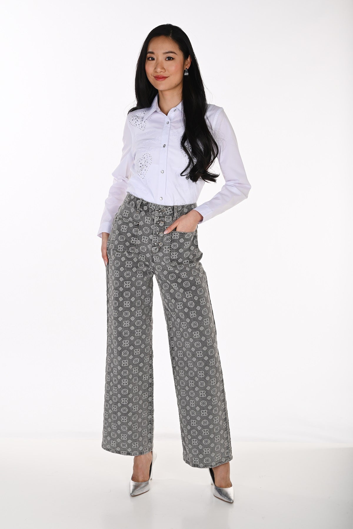Jean taille mi-haute pleine longueur à jambes larges avec imprimé gris. Frank Lyman 264808