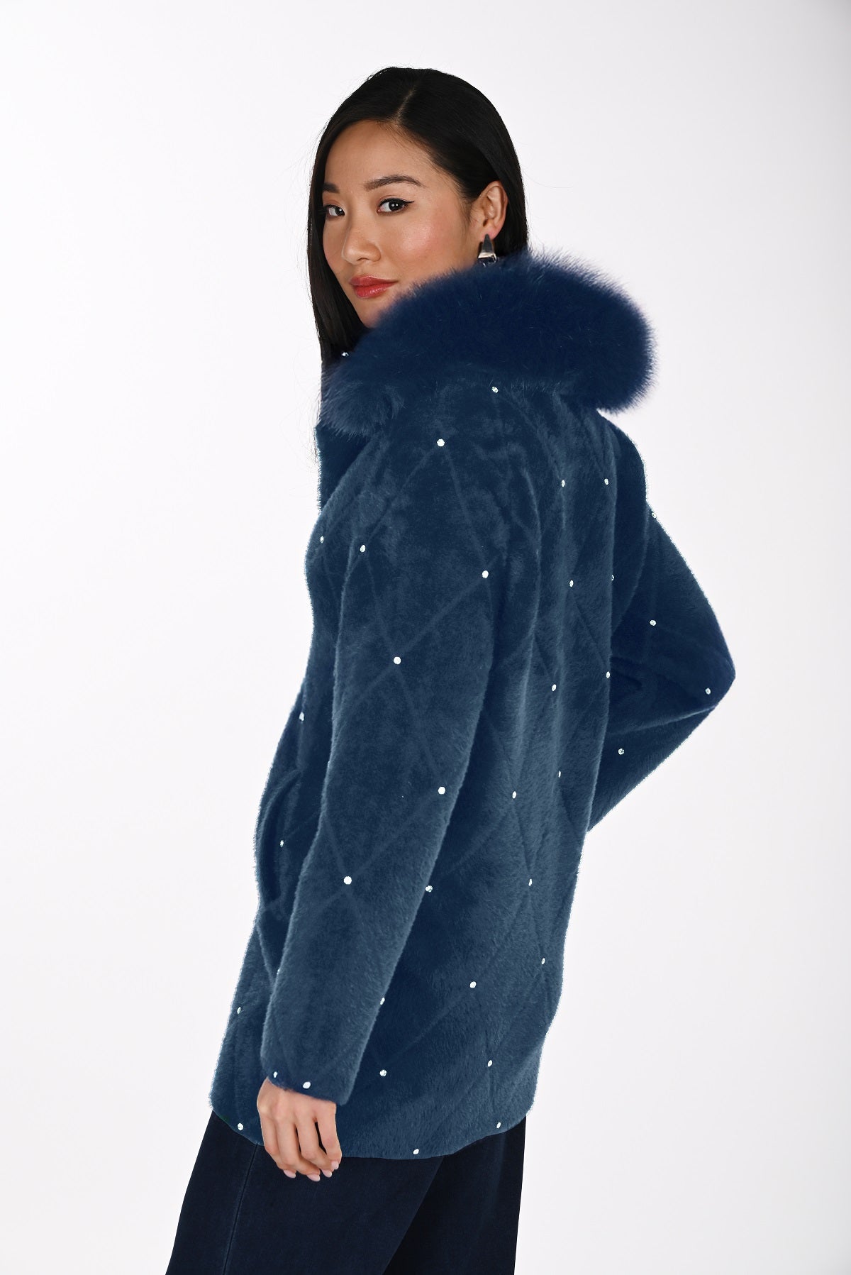 Soft Textured Knit Cardigan With Removeable Collar. Frank Lyman 264833