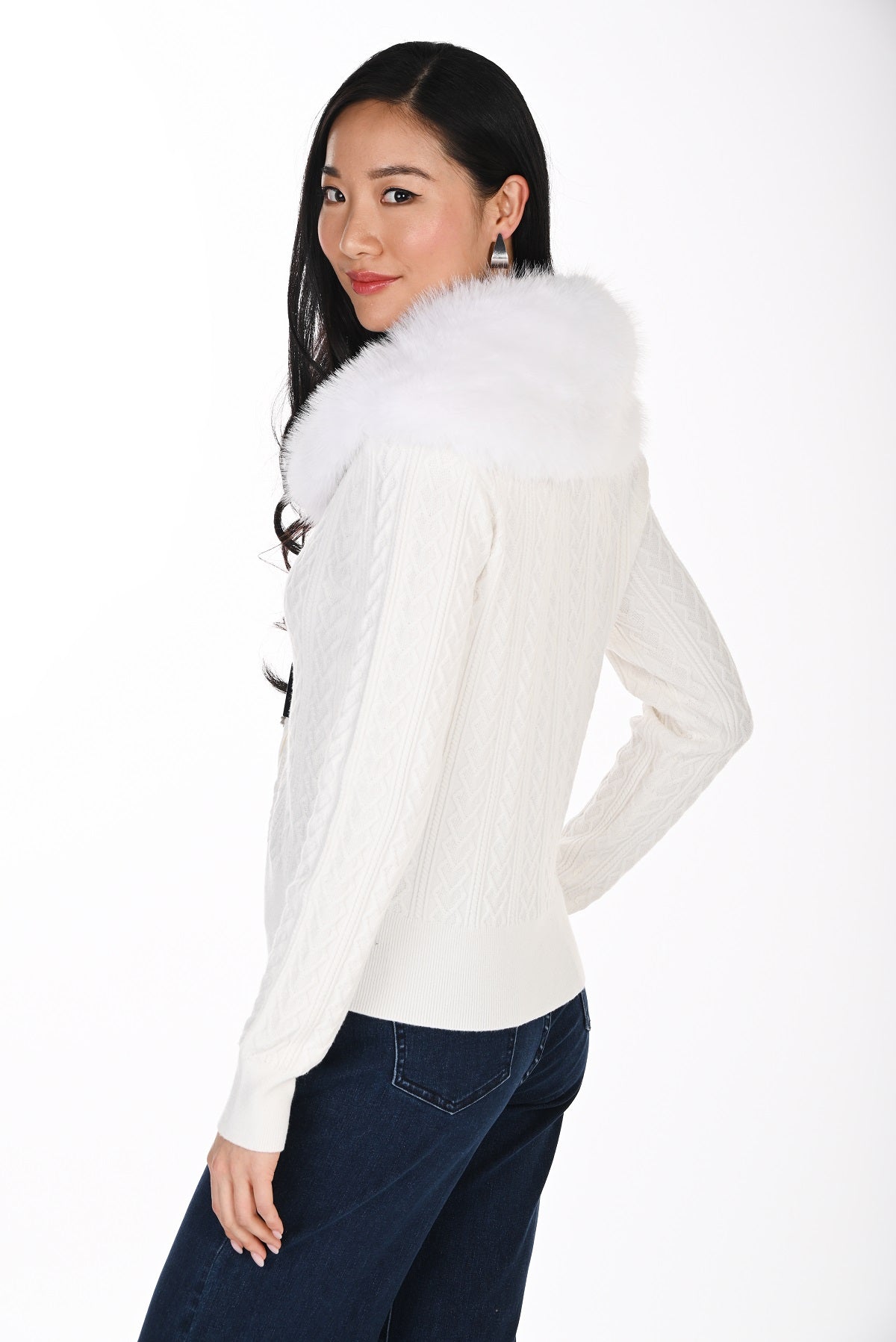 High Fashion Premium Knit Cardigan With Removeable Collar. Frank Lyman 264842