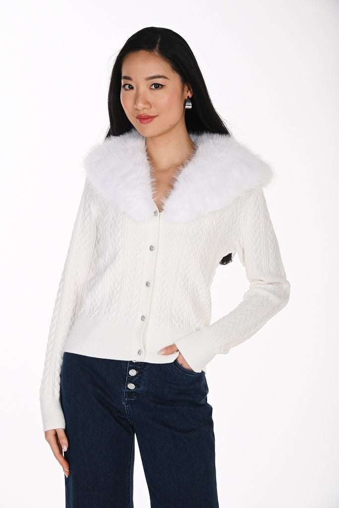 High Fashion Premium Knit Cardigan With Removeable Collar. Frank Lyman 264842