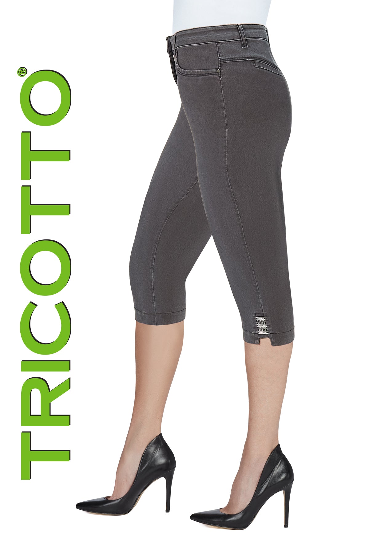 Tricotto Black Capris with zipper front and sequin hem detail