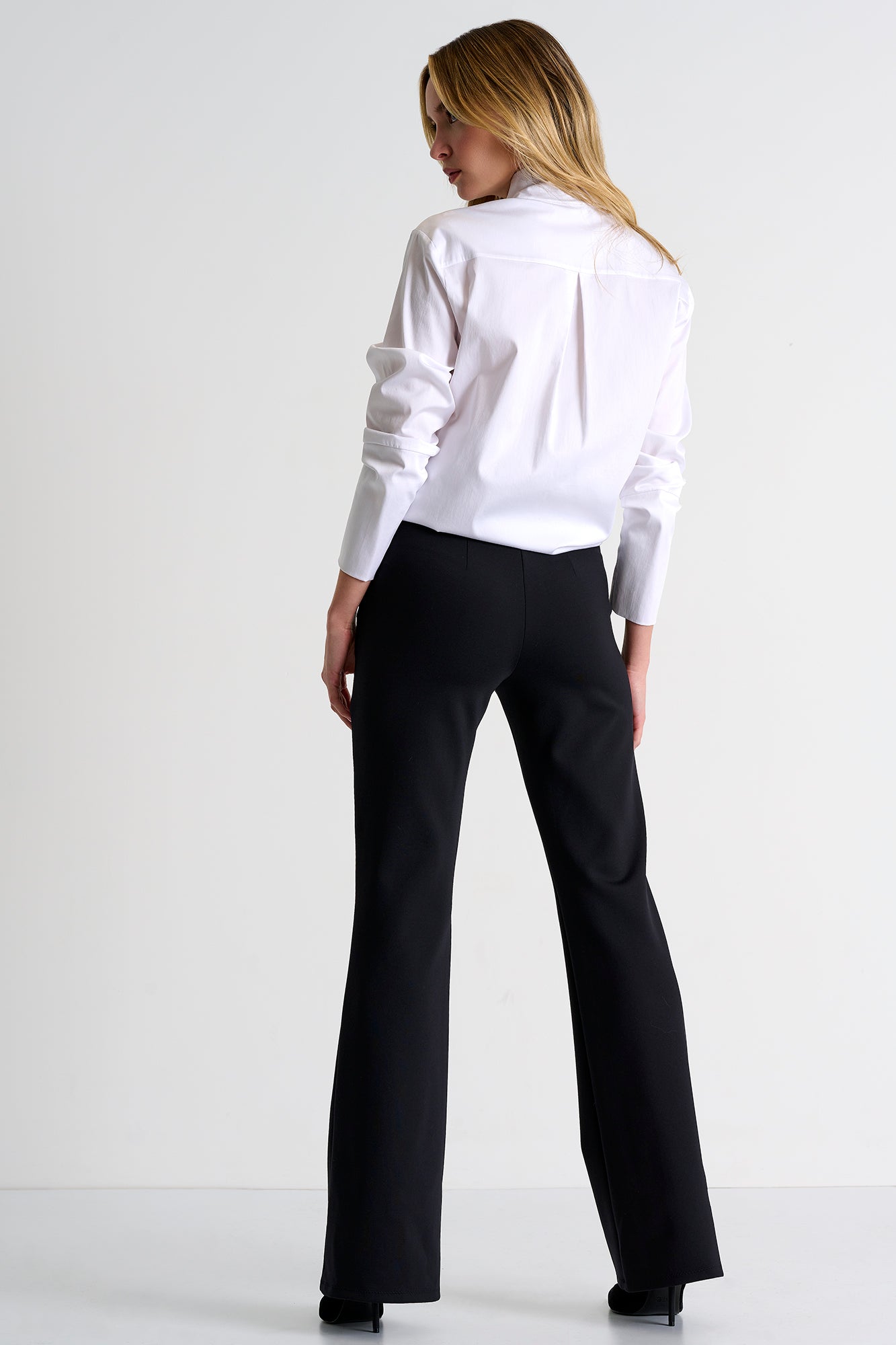 52227-53-800 - Flared Pants 02 / 800 Caviar / 75% POLYAMIDE, 25% ELASTANE