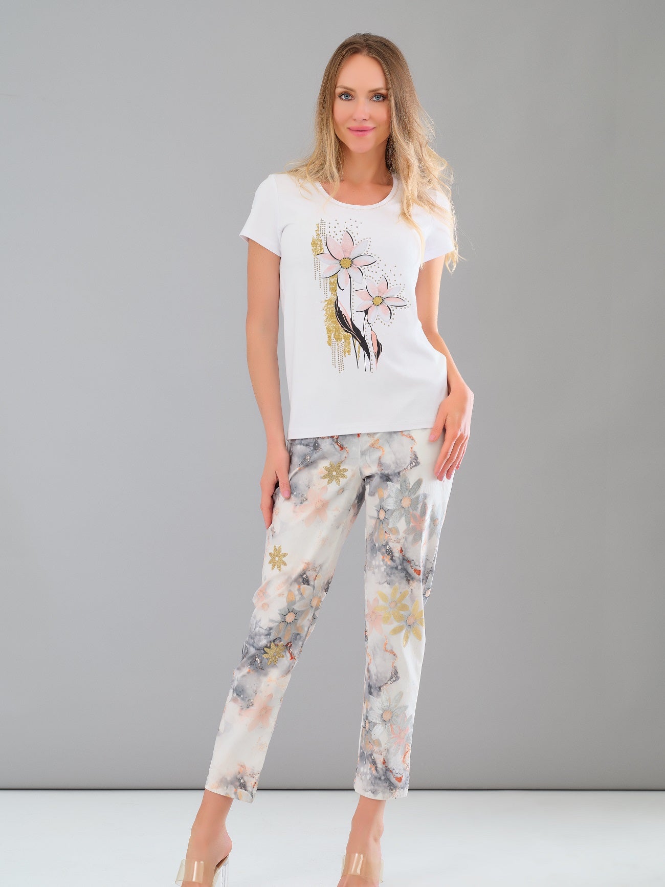 Premium Knit T-shirt With Front Sequin Print Detail