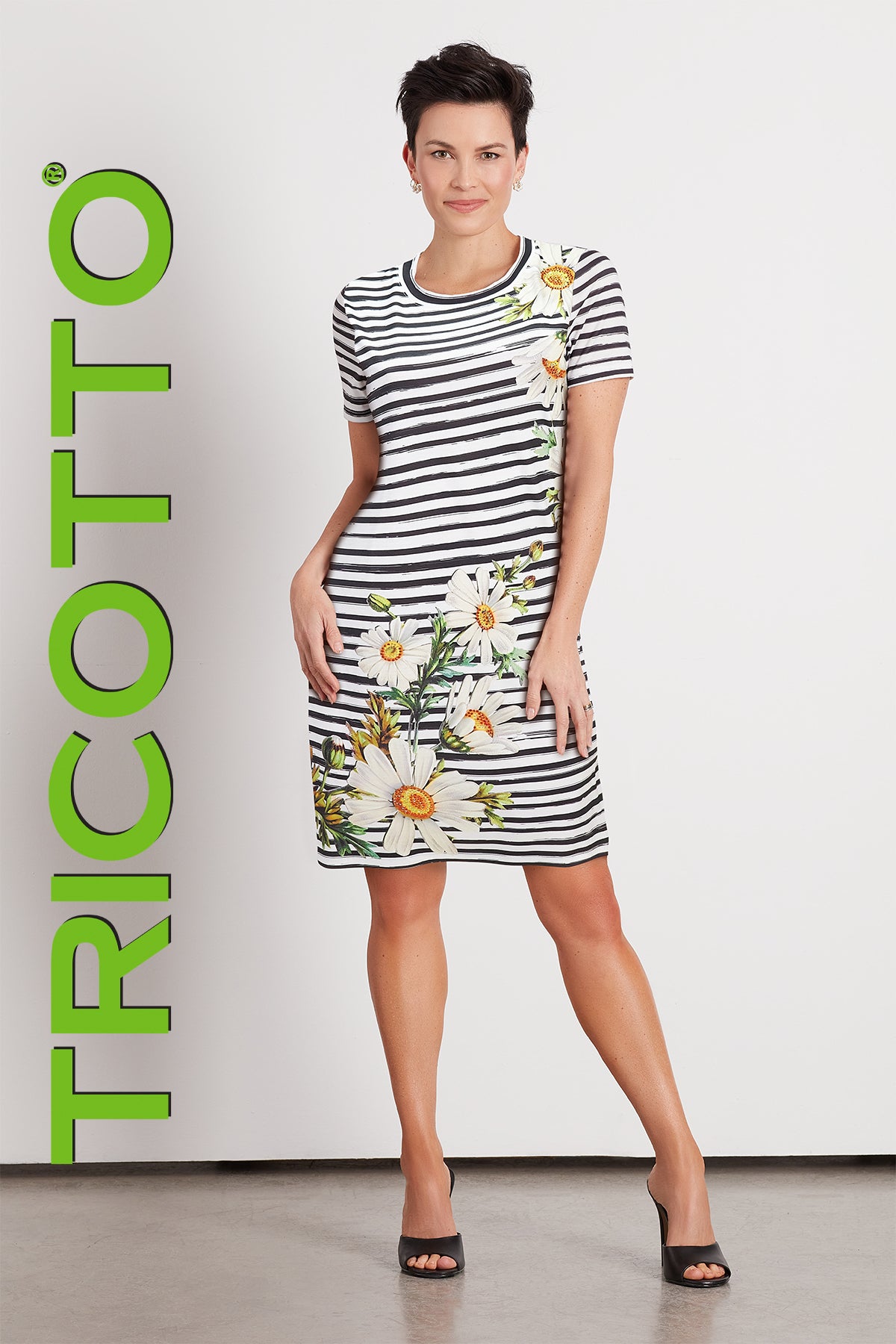 Tricotto Floral t-shirt dress