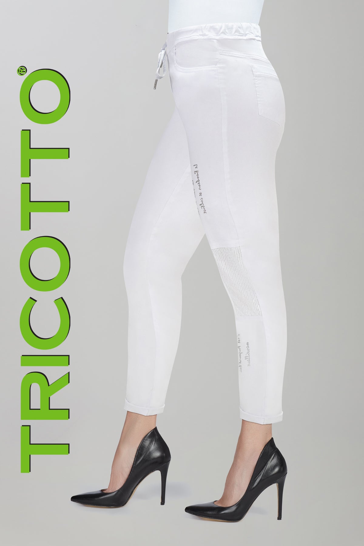 Tricotto White printed pull on pant with front print detail