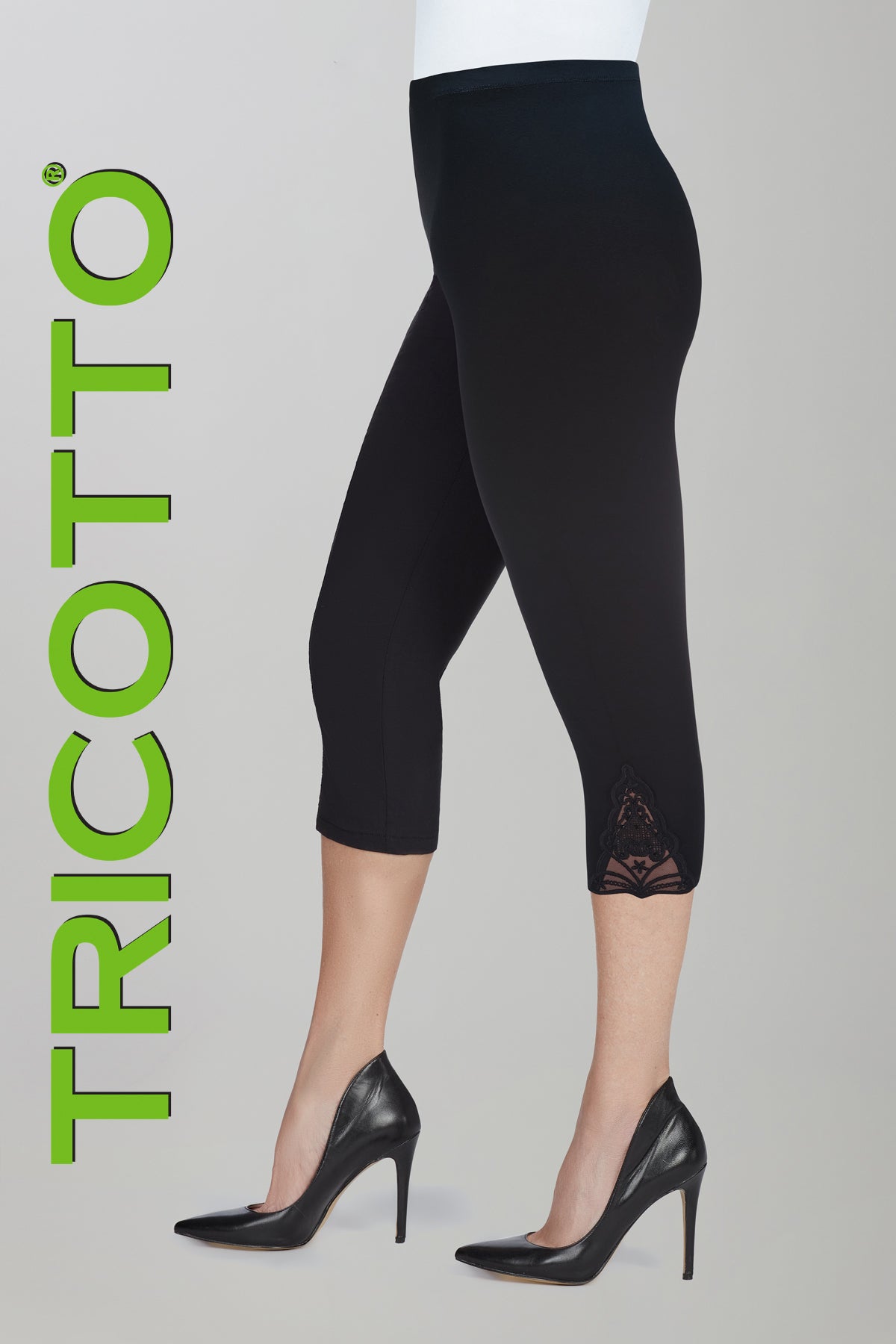 Tricotto Crop Length Black Legging with side lace sequin detail