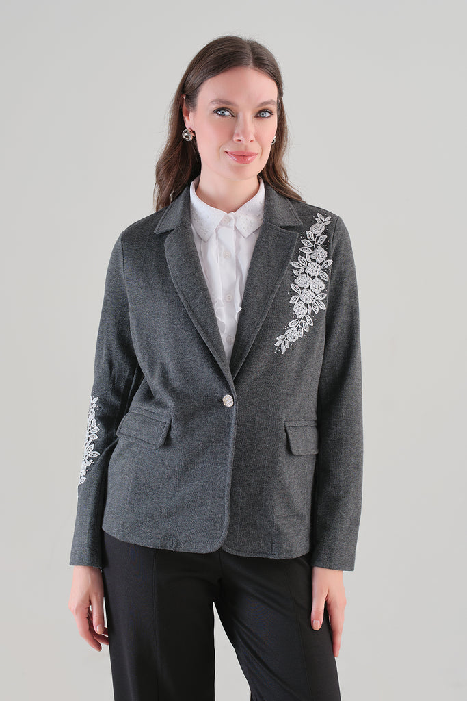 Gray Relaxed Knit Blazer With Applique Detail. Tricotto 96225
