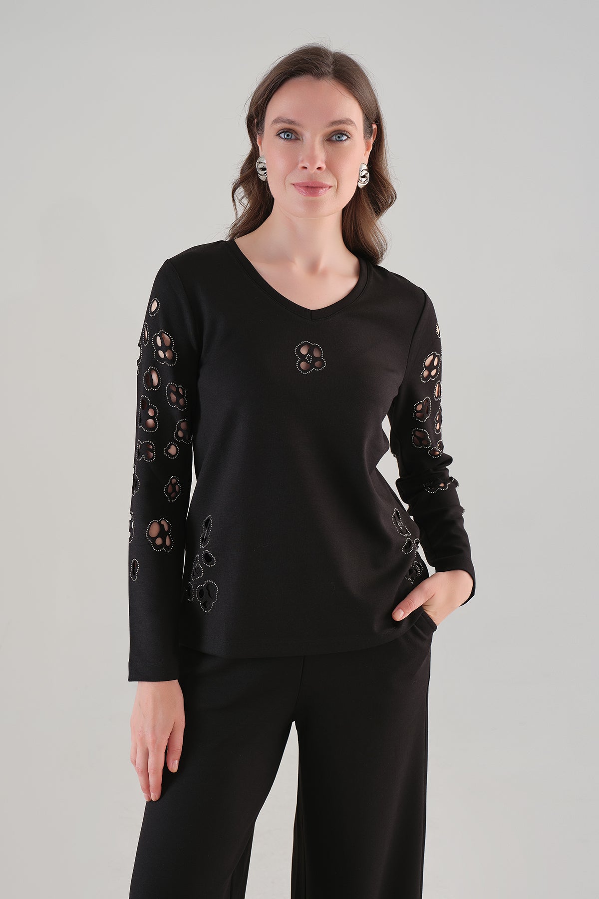 Sequin Textured Knit Sweater. Tricotto 96224
