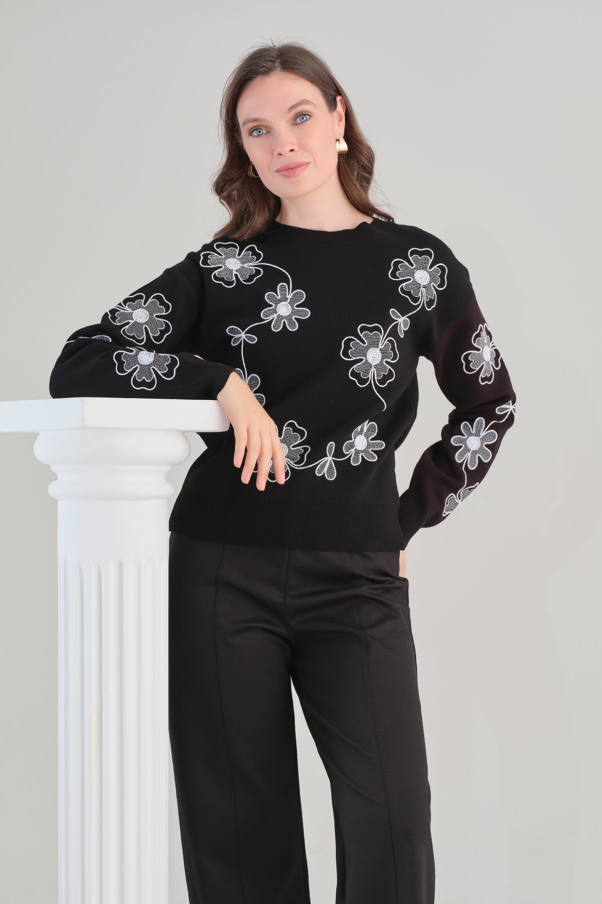 Pull texturé anti-boulochage. Tricotto 96231
